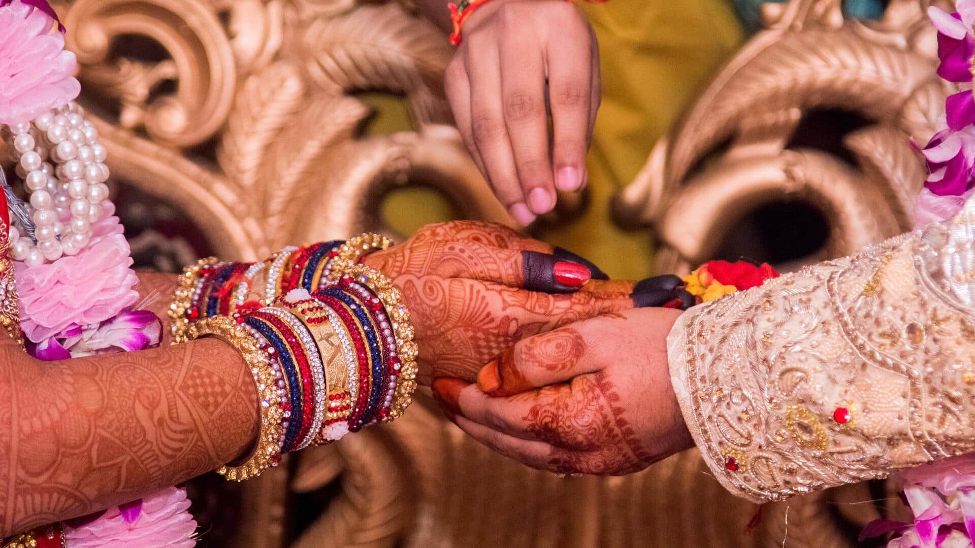 #NewsBytesExplainer: एक भारतीय और पाकिस्तानी नागरिक के बीच शादी को लेकर कानून क्या कहता है? 