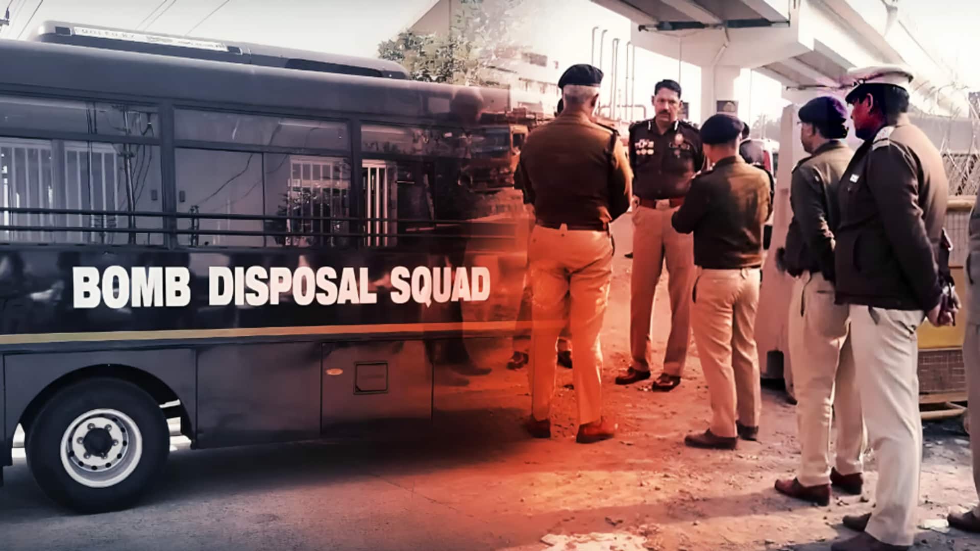 दिल्ली में स्कूलों के बाद अब अस्पतालों को बम से उड़ाने की धमकी, जांच शुरू