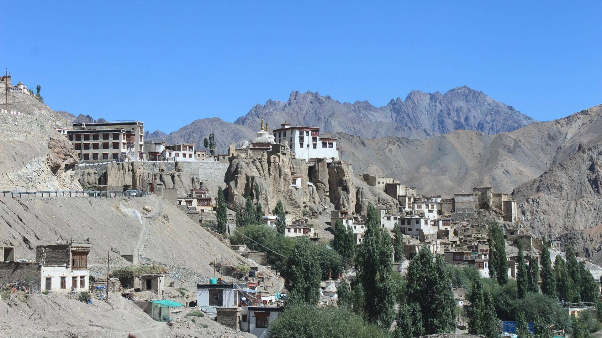 पहली बार लद्दाख घूमने जा रहे हैं? इन 5 बातों का रखें खास ध्यान