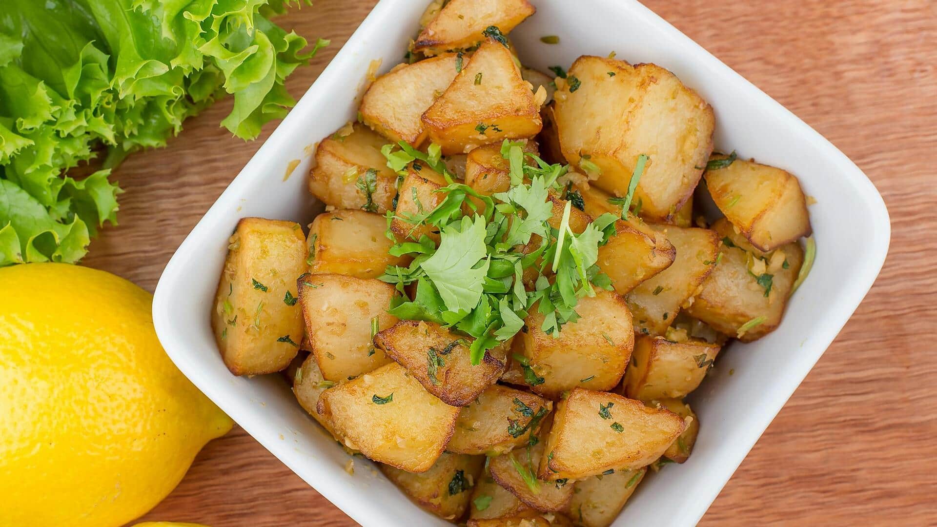 आलू पकाते समय न करें ये 5 गलतियां, स्वाद बिगड़ सकता है