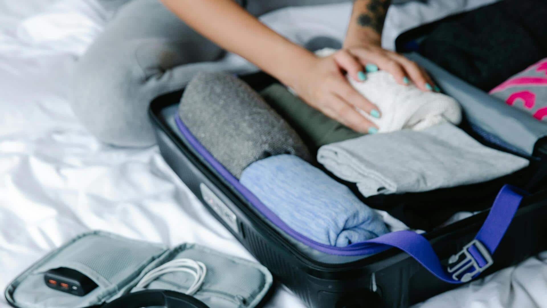 यात्रा के लिए सामान पैक करते समय अपनाएं ये 5 हैक्स, कम जगह में होगा ज्यादा सामान फिट