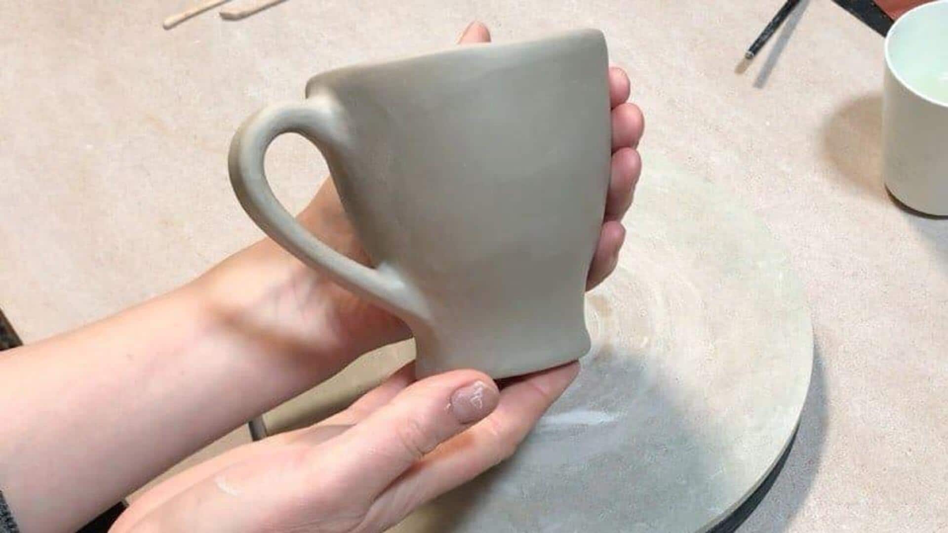 मिट्टी से कप बनाने के लिए अपनाएं ये सरल और प्रभावी तरीका