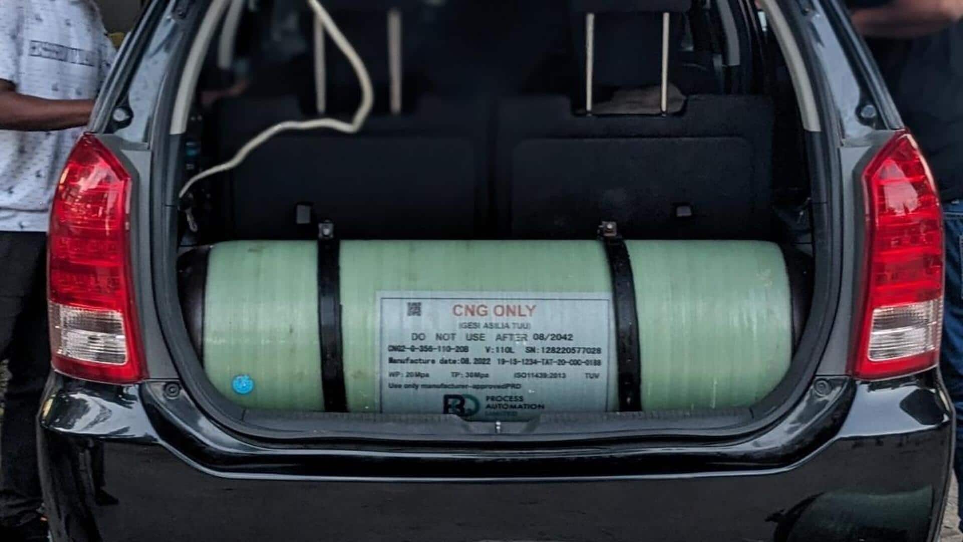 CNG कार को सुरक्षित रखने के लिए करें ये उपाय, हादसे की संभावना होगी कम CNG कार को सुरक्षित रखने के लिए करें ये उपाय, हादसे की संभावना होगी कम