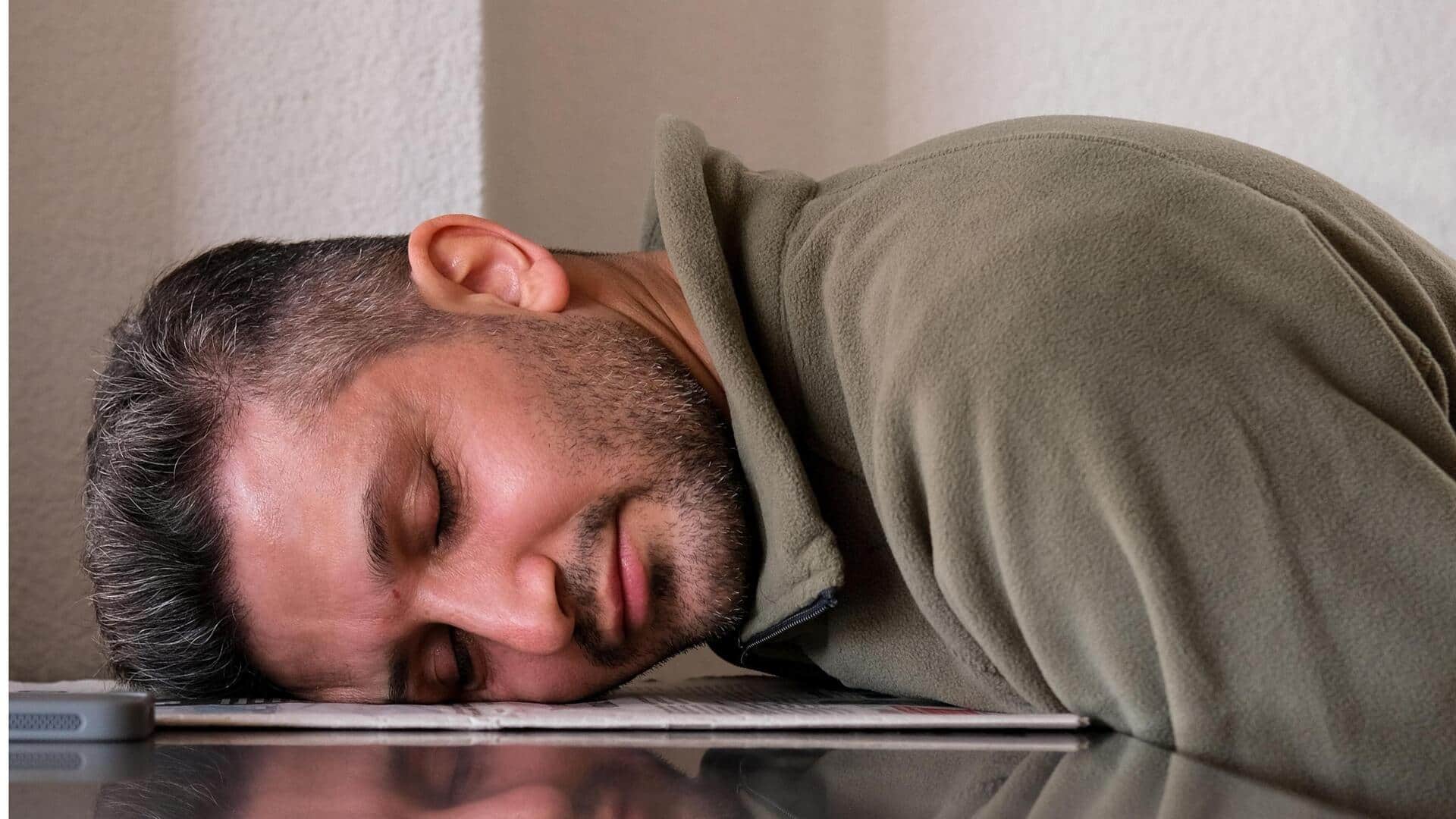 रोजाना थकान महसूस होती है? जानिए 5 संभावित कारण