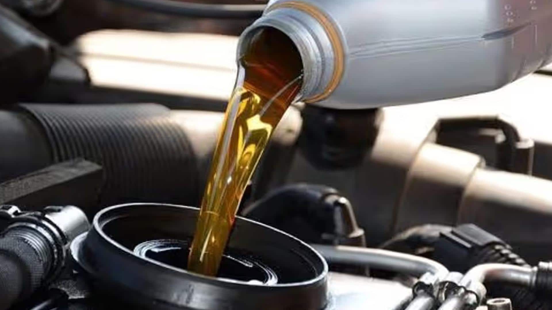 3 प्रकार के होते हैं इंजन ऑयल, जानिए आपकी गाड़ी के लिए कौन-सा होगा बेहतर