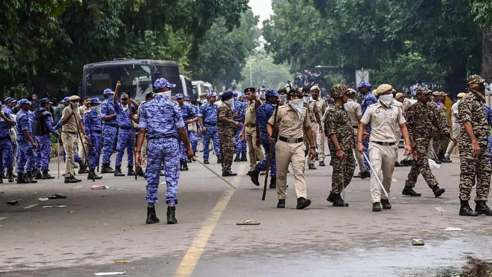 एक महीने तक दिल्ली में ही रहेंगे अर्धसैनिक बलों के 20,000 जवान, गृह मंत्रालय का फैसला