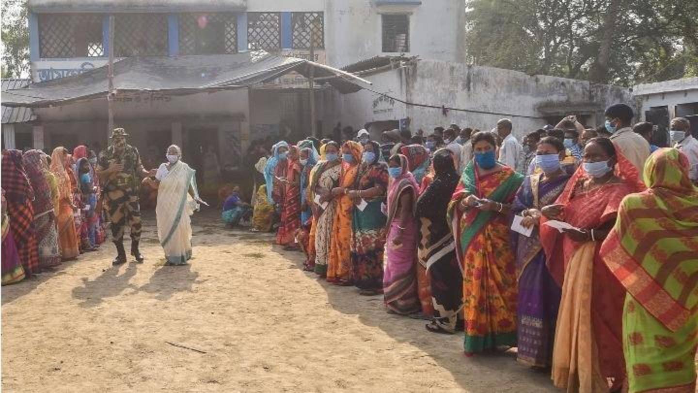 दिन चढ़ने के साथ बढ़ी मतदान की रफ्तार दिन चढ़ने के साथ बढ़ी मतदान की रफ्तार