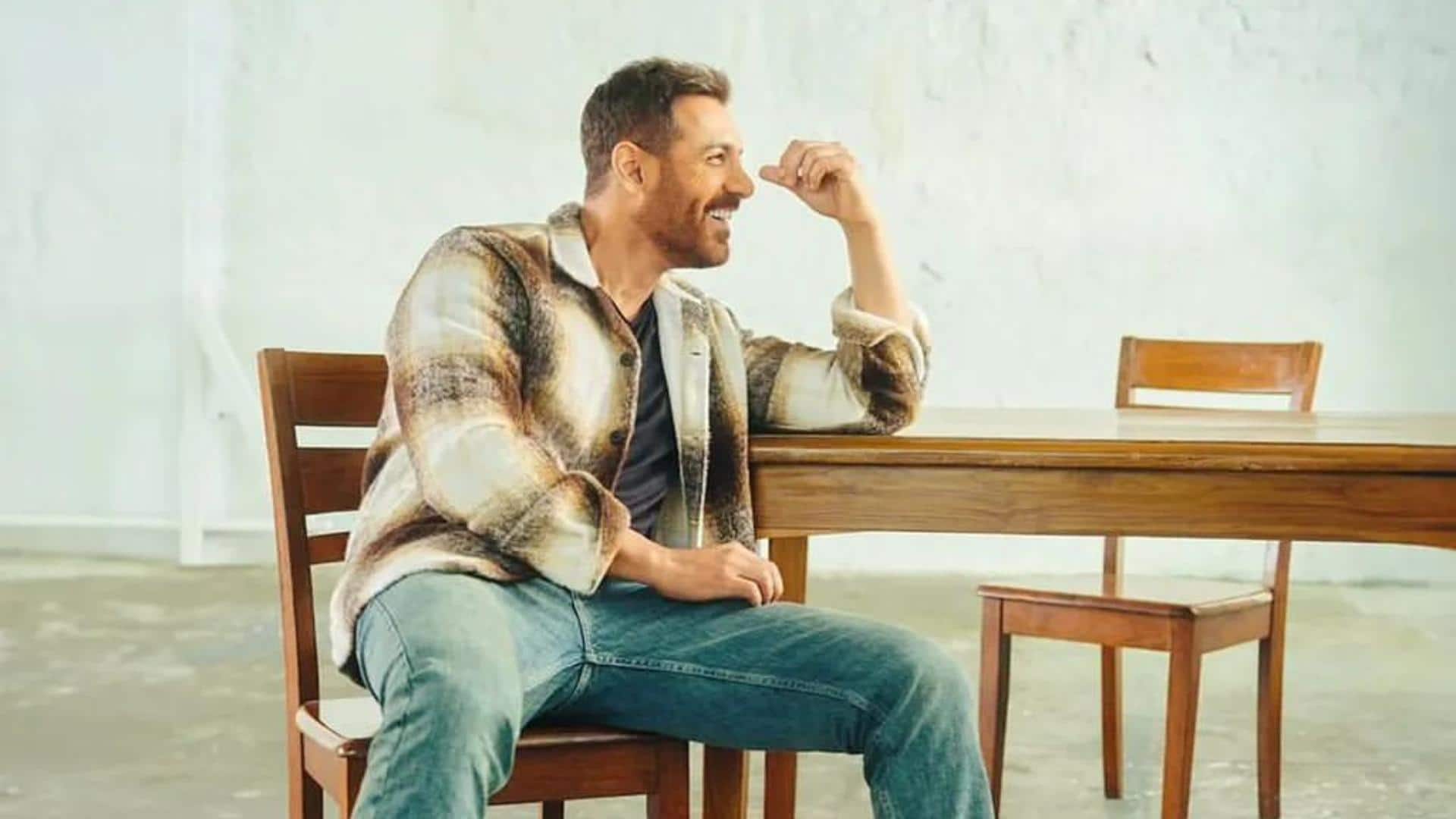 जॉन अब्राहम ने किराए पर दी अपनी 3 प्रॉपर्टी, हर महीने कमाएंगे इतने लाख रुपये जॉन अब्राहम ने किराए पर दी अपनी 3 प्रॉपर्टी, हर महीने कमाएंगे इतने लाख रुपये