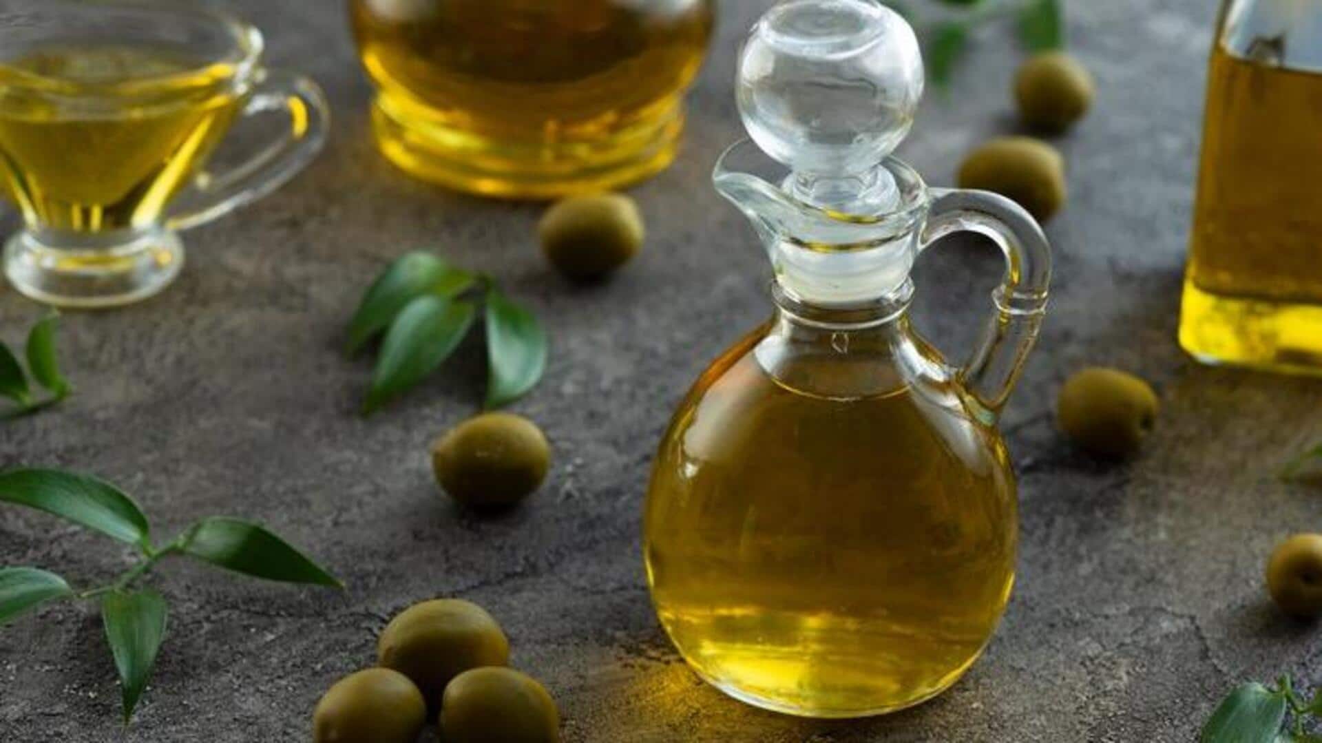 फैटी लिवर रोग से बचने के लिए इन 5 तेलों का खाने में करें इस्तेमाल फैटी लिवर रोग से बचने के लिए इन 5 तेलों का खाने में करें इस्तेमाल