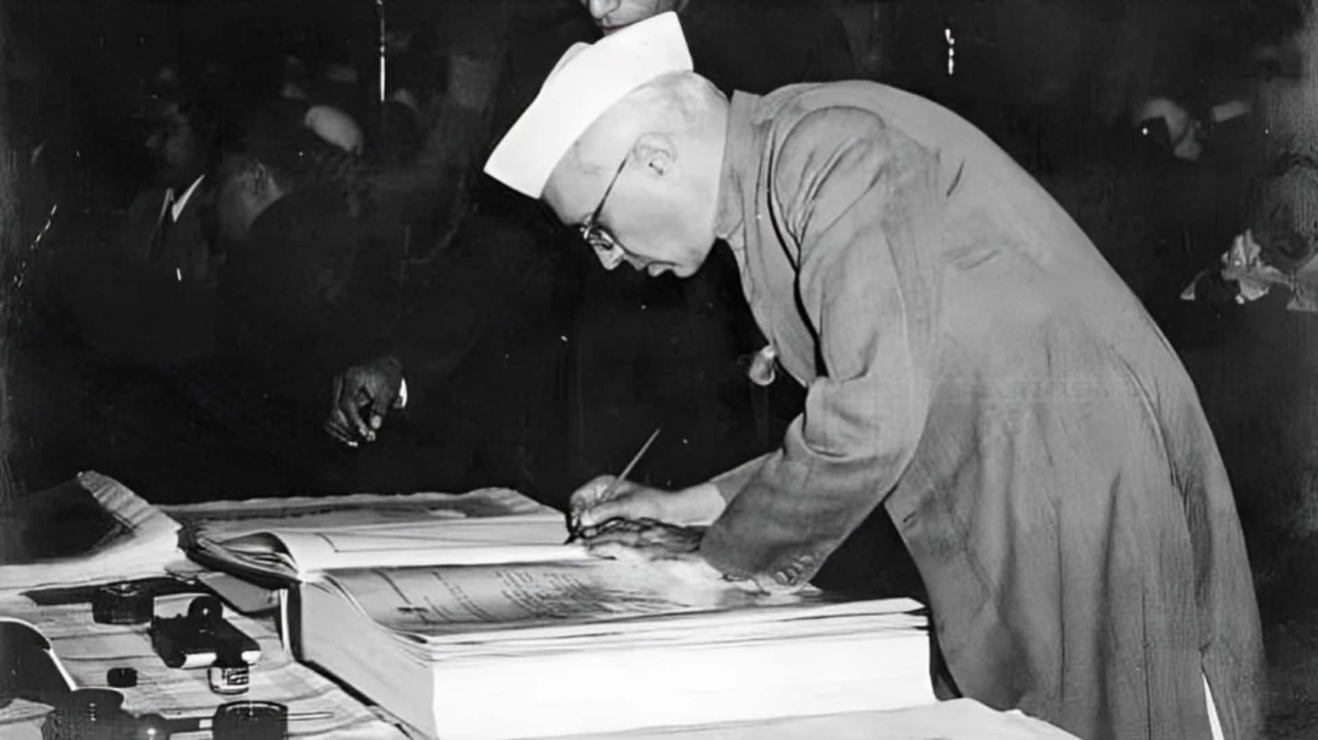 क्या पंडित नेहरू नहीं चाहते थे कि 'वंदे मातरम' बने भारत का राष्ट्रगान? जानिए पूरी सच्चाई