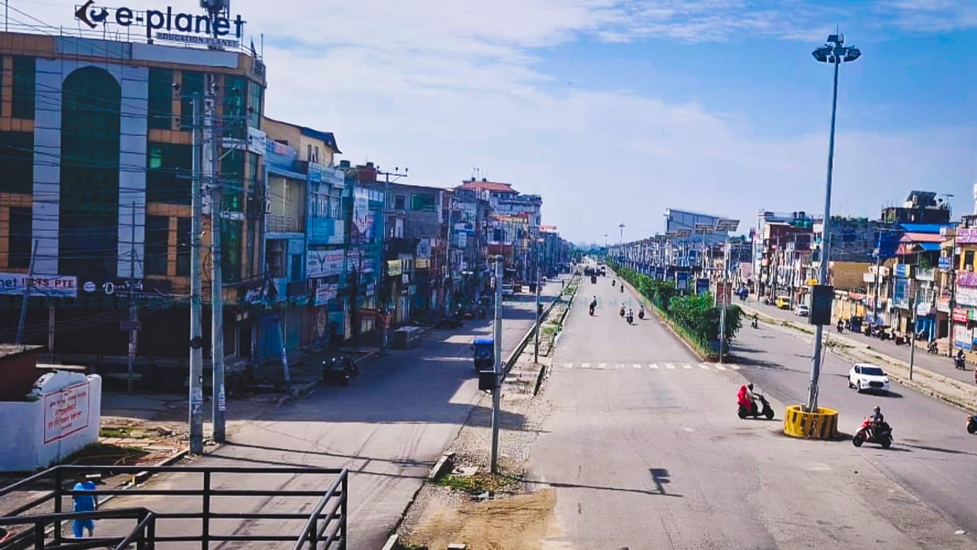 नेपाल में Gen-Z के हिंसक प्रदर्शन में मृतकों की संख्या 51 हुई, अब कैसे हैं हालात? नेपाल में Gen-Z के हिंसक प्रदर्शन में मृतकों की संख्या 51 हुई, अब कैसे हैं हालात?