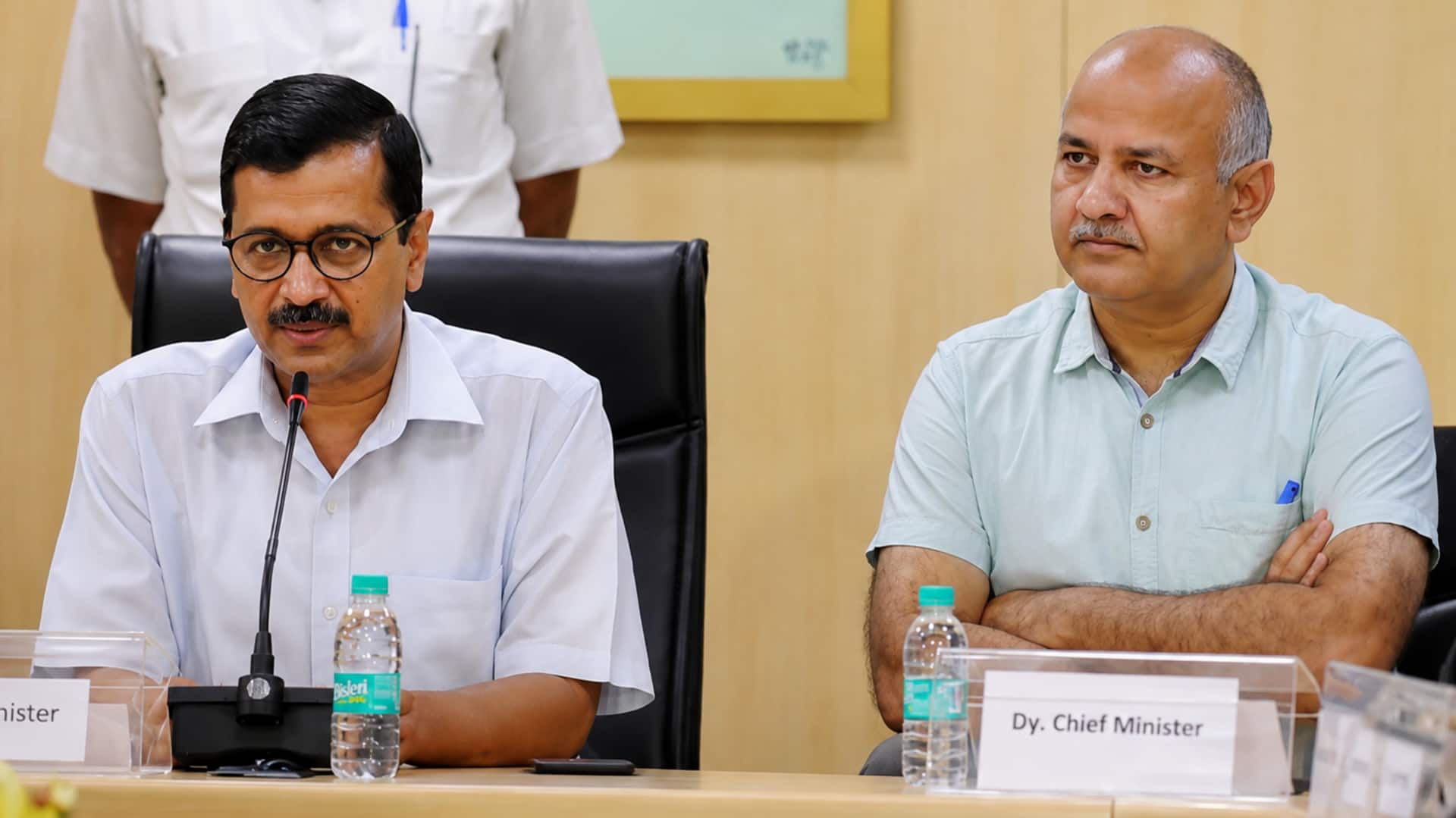 अरविंद केजरीवाल और मनीष सिसोदिया ने CBI याचिका को दिल्ली हाई कोर्ट में चुनौती दी