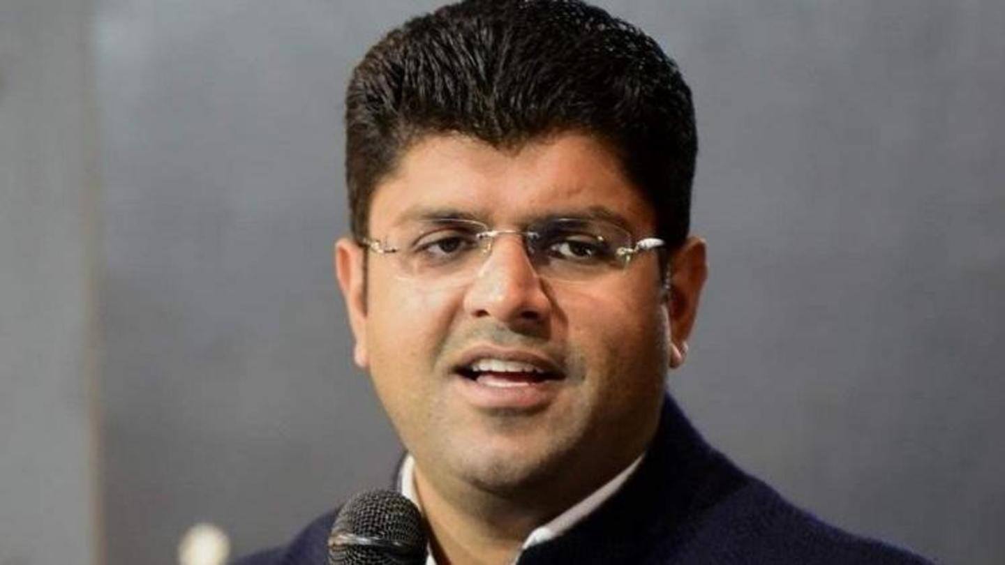 पारिवारिक कलह के बाद पौते दुष्यंत ने बना ली थी अलग पार्टी पारिवारिक कलह के बाद पौते दुष्यंत ने बना ली थी अलग पार्टी