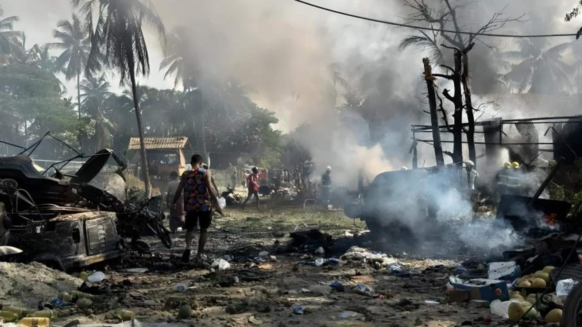 म्यांमार सेना ने विद्रोहियों के नियंत्रण वाले रखाइन क्षेत्र पर हवाई हमला किया, 49 मारे गए