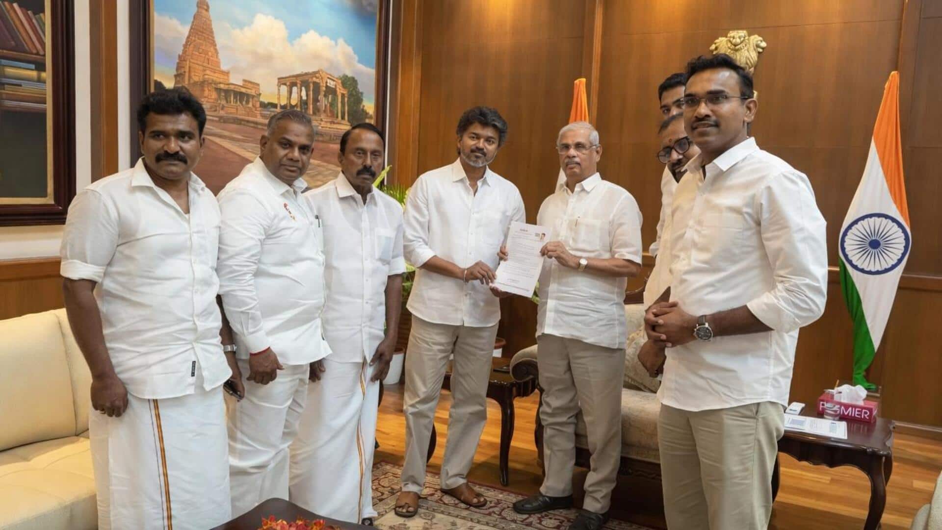 तमिलनाडु: थलापति विजय के सरकार बनाने के दावे पर राज्यपाल को आपत्ति, कल नहीं होगा शपथ-ग्रहण