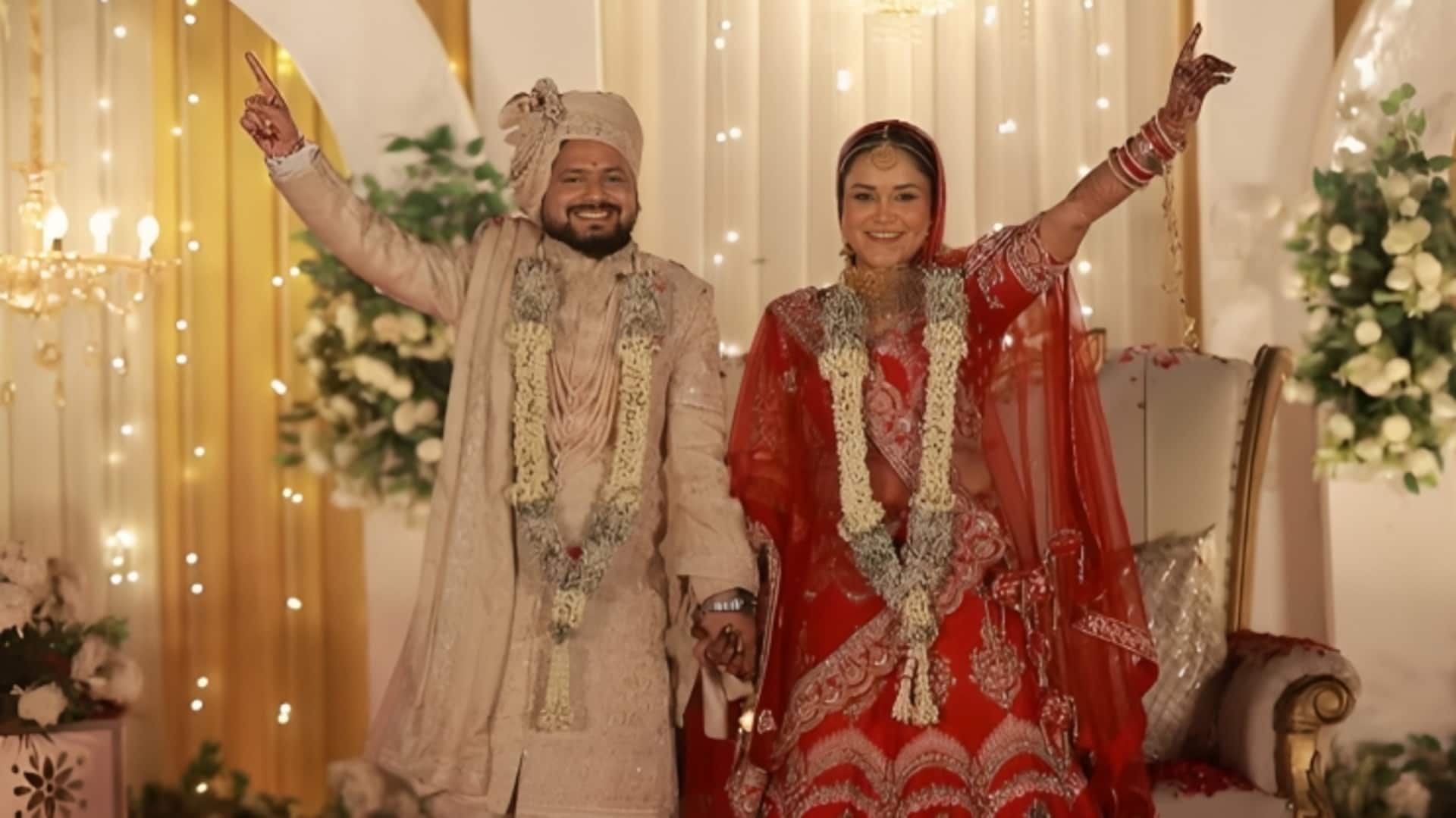 पहलगाम आतंकी हमला: कानपुर के शुभम की फरवरी में हुई थी शादी, आतंकियों ने मारी गोली पहलगाम आतंकी हमला: कानपुर के शुभम की फरवरी में हुई थी शादी, आतंकियों ने मारी गोली