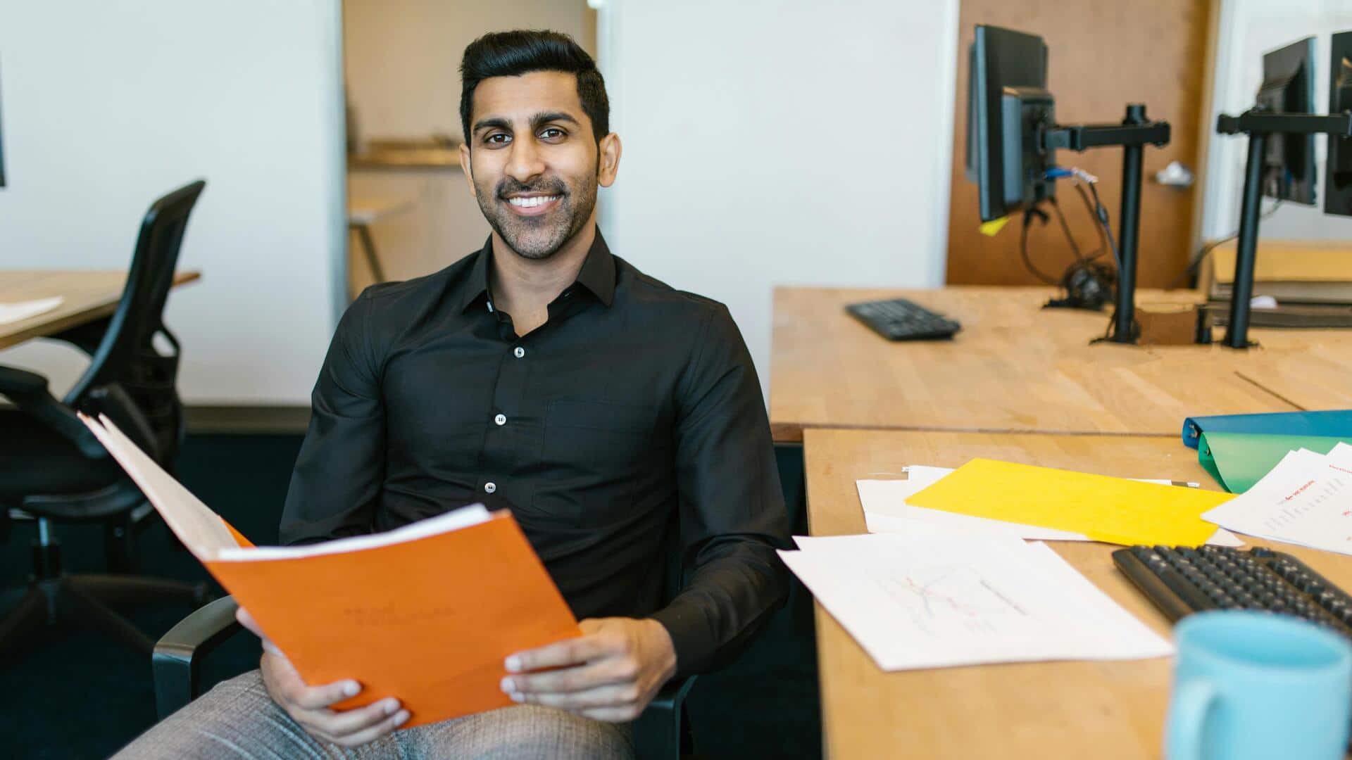 ऑफिस में आकर्षक दिखने के लिए पुरुष अपनाएं ये ग्रूमिंग टिप्स