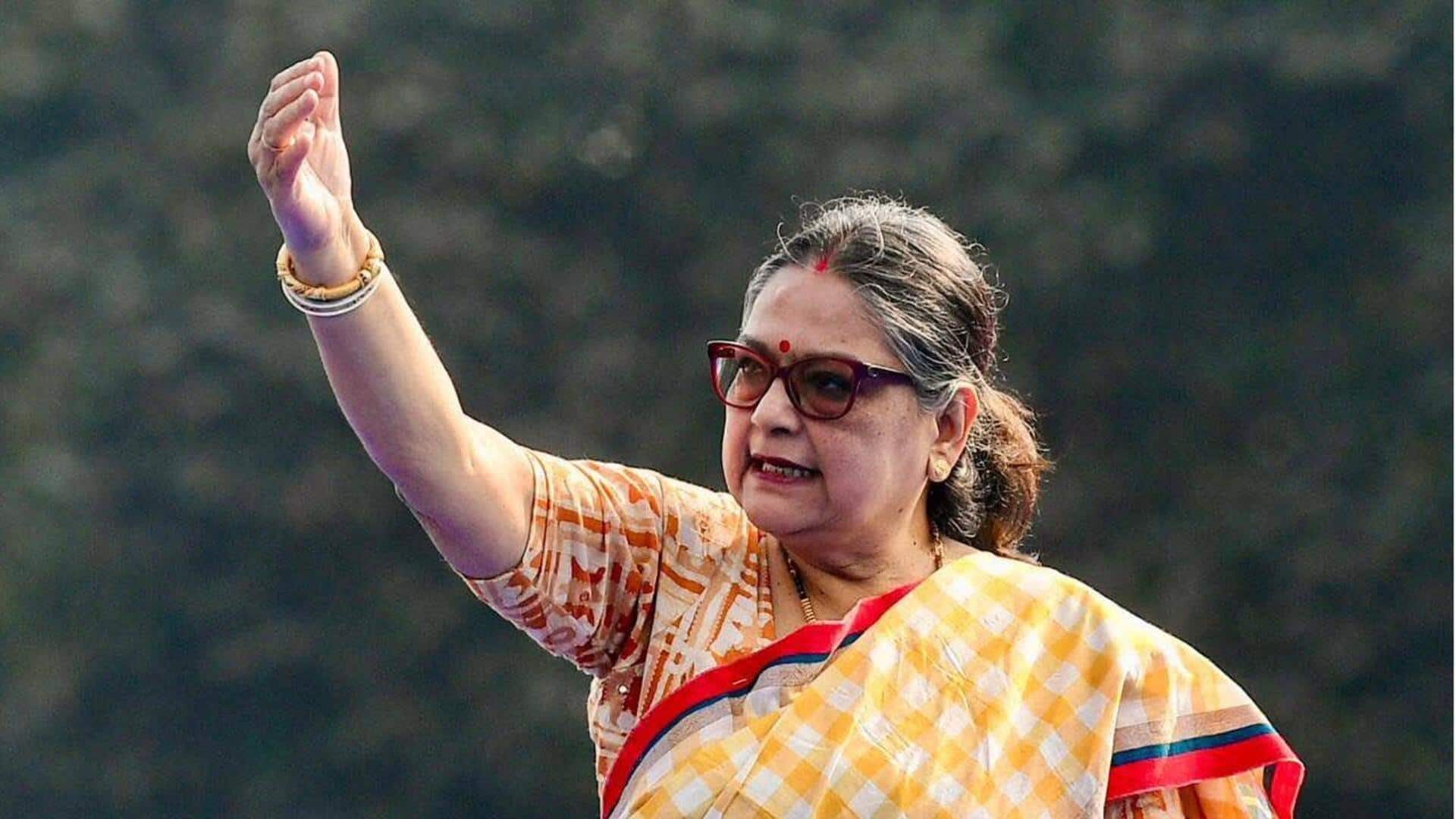 तृणमूल कांग्रेस की सांसद काकोली घोष ने पार्टी में सभी पदों से इस्तीफा दिया
