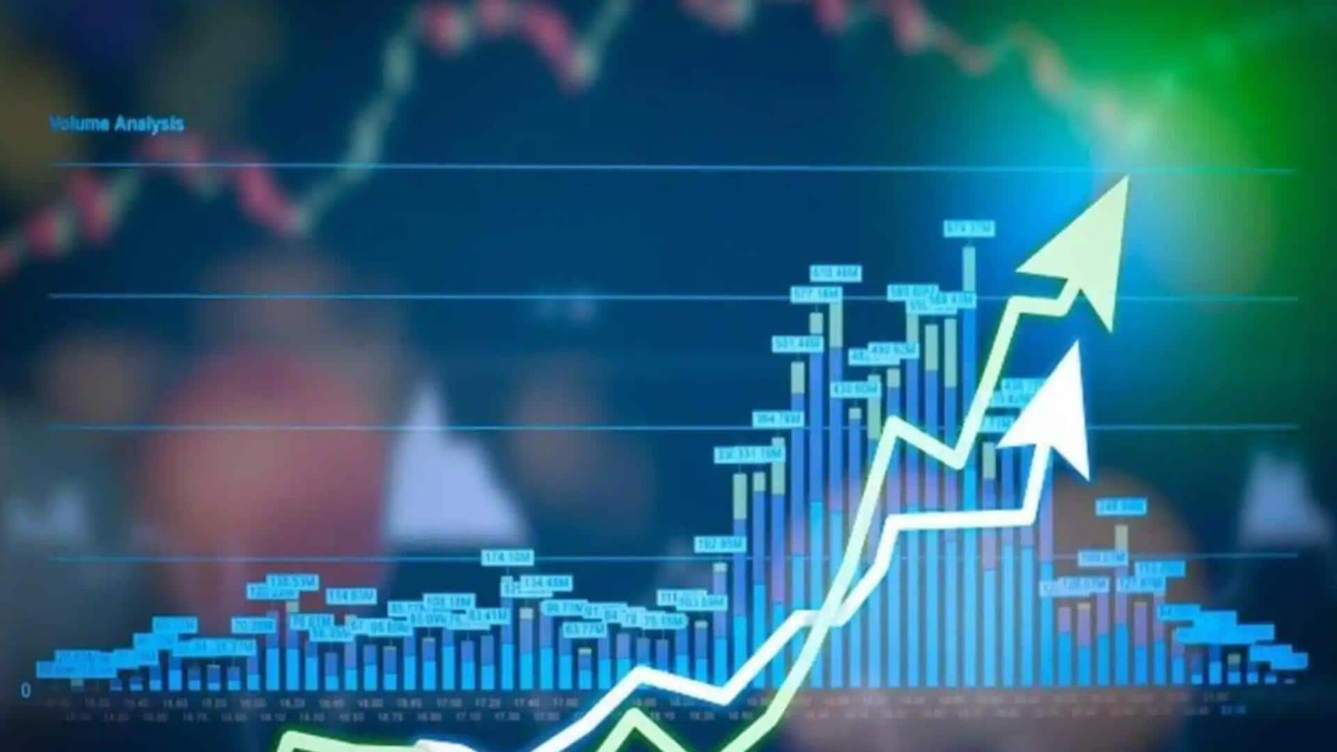 शेयर बाजार: सेंसेक्स में दर्ज हुई 255 अंक की बढ़त, निफ्टी 26,004 पर बंद