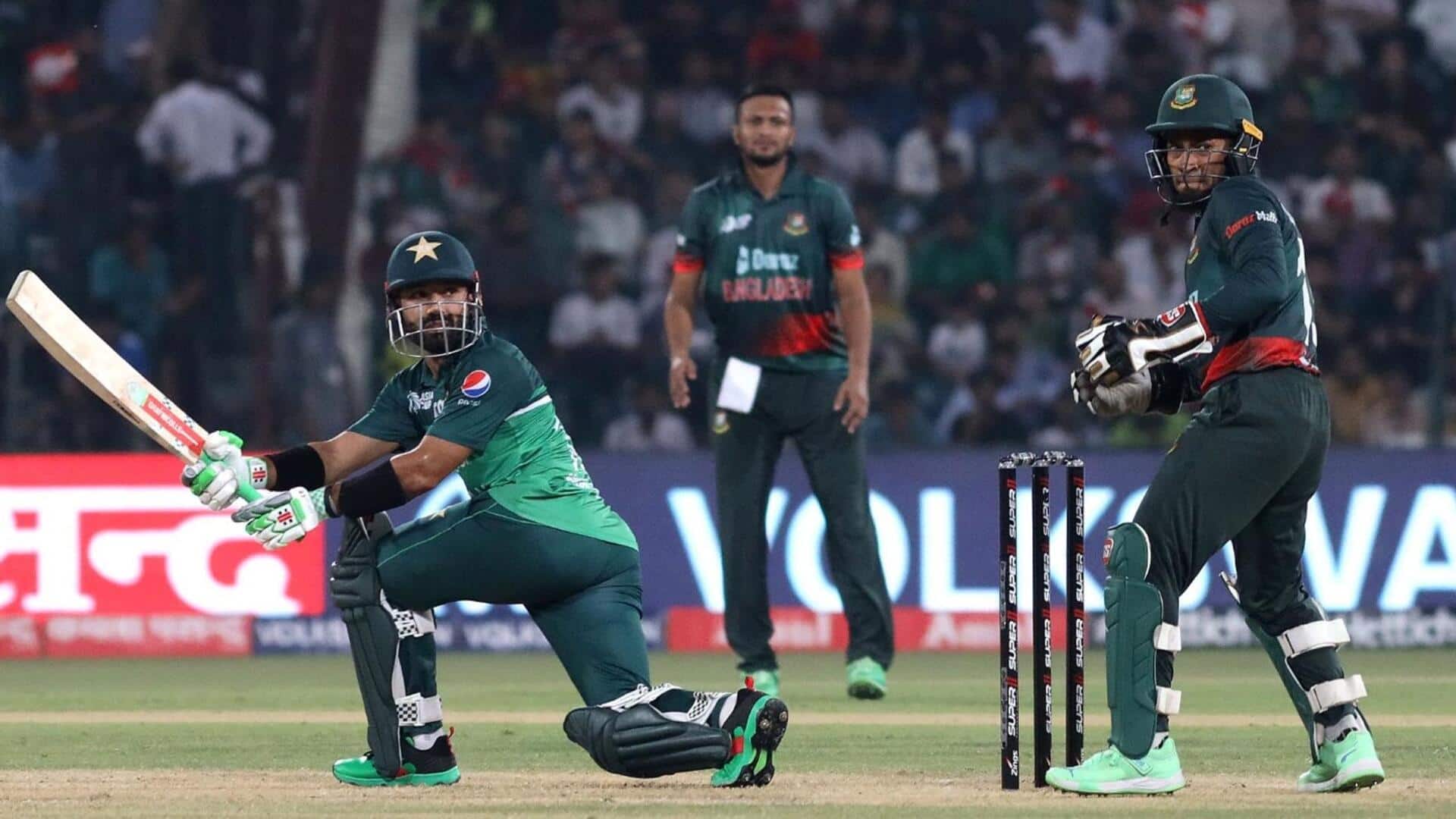 पाकिस्तान बनाम बांग्लादेश: मोहम्मद रिजवान ने लगाया वनडे करियर का 11वां अर्धशतक, जानिए उनके आंकड़े