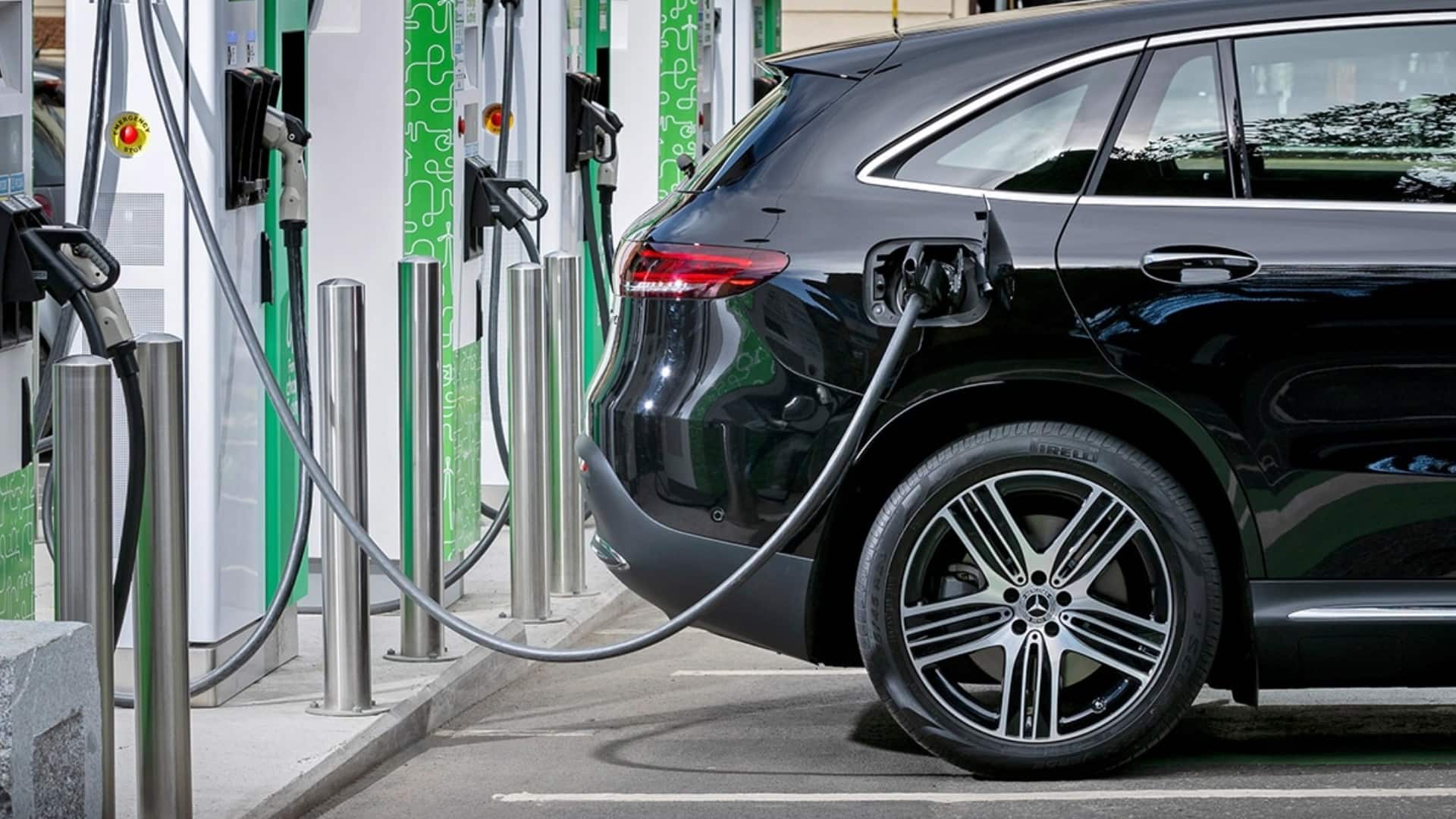 दिल्ली में 2028 से नहीं होगा पेट्रोल दोपहिया वाहनों का पंजीकरण, EV नीति का मसौदा प्रस्तावित