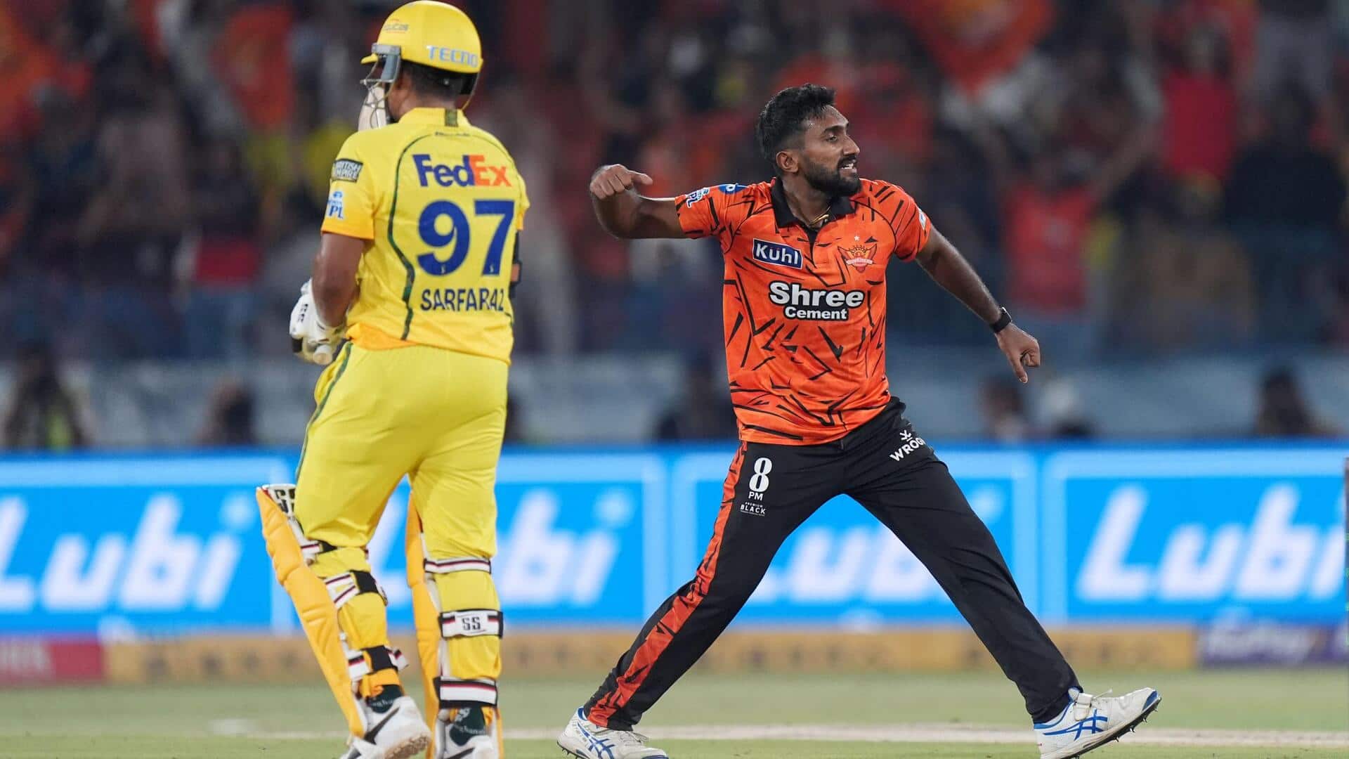 SRH से मिली हार के बाद सोशल मीडिया पर उड़ा CSK का मजाक, देखें वायरल मीम्स 