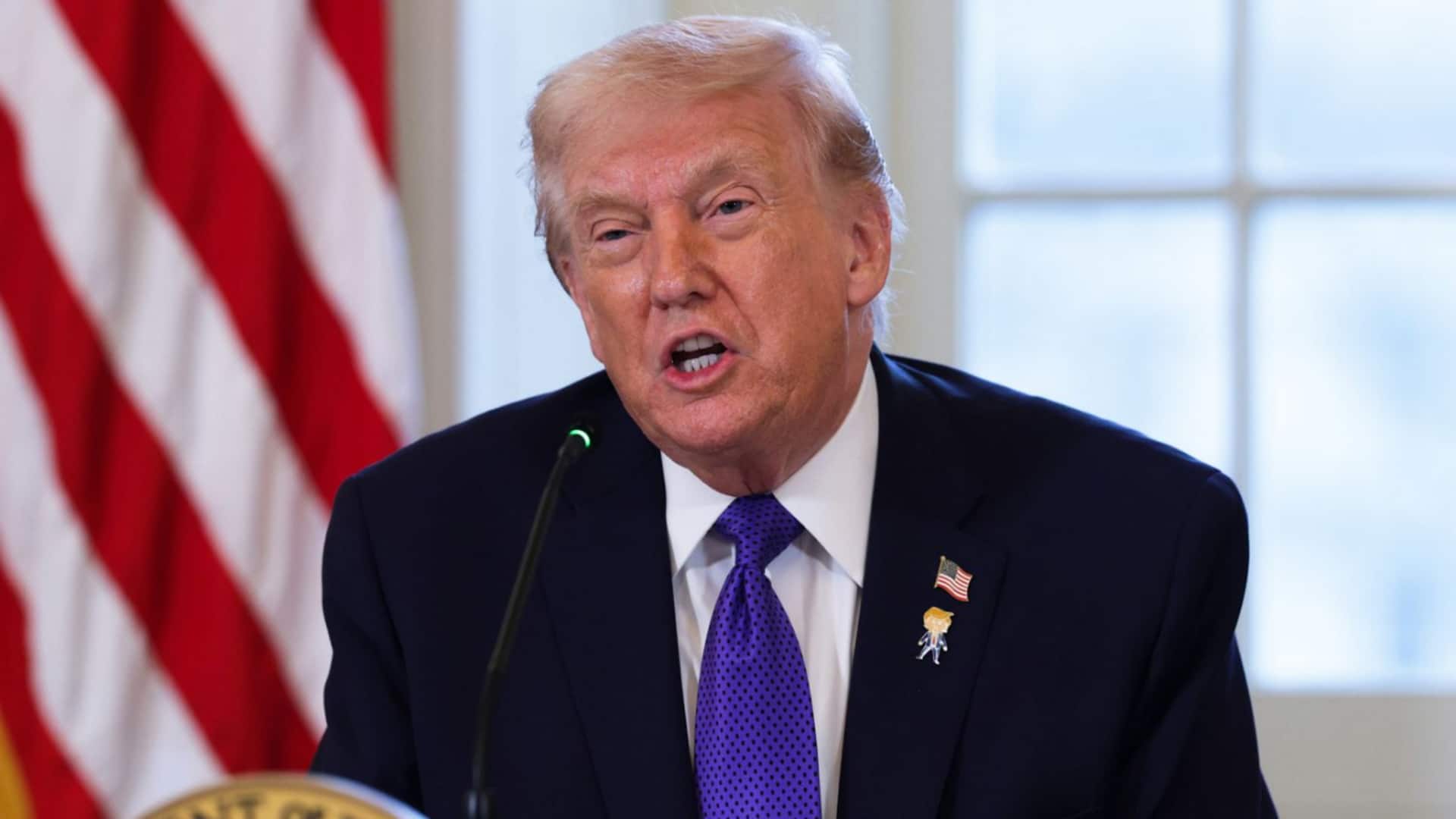 अमेरिका में फिर आंशिक शटडाउन, फंडिंग विधेयक पर नहीं बन पाई सहमति