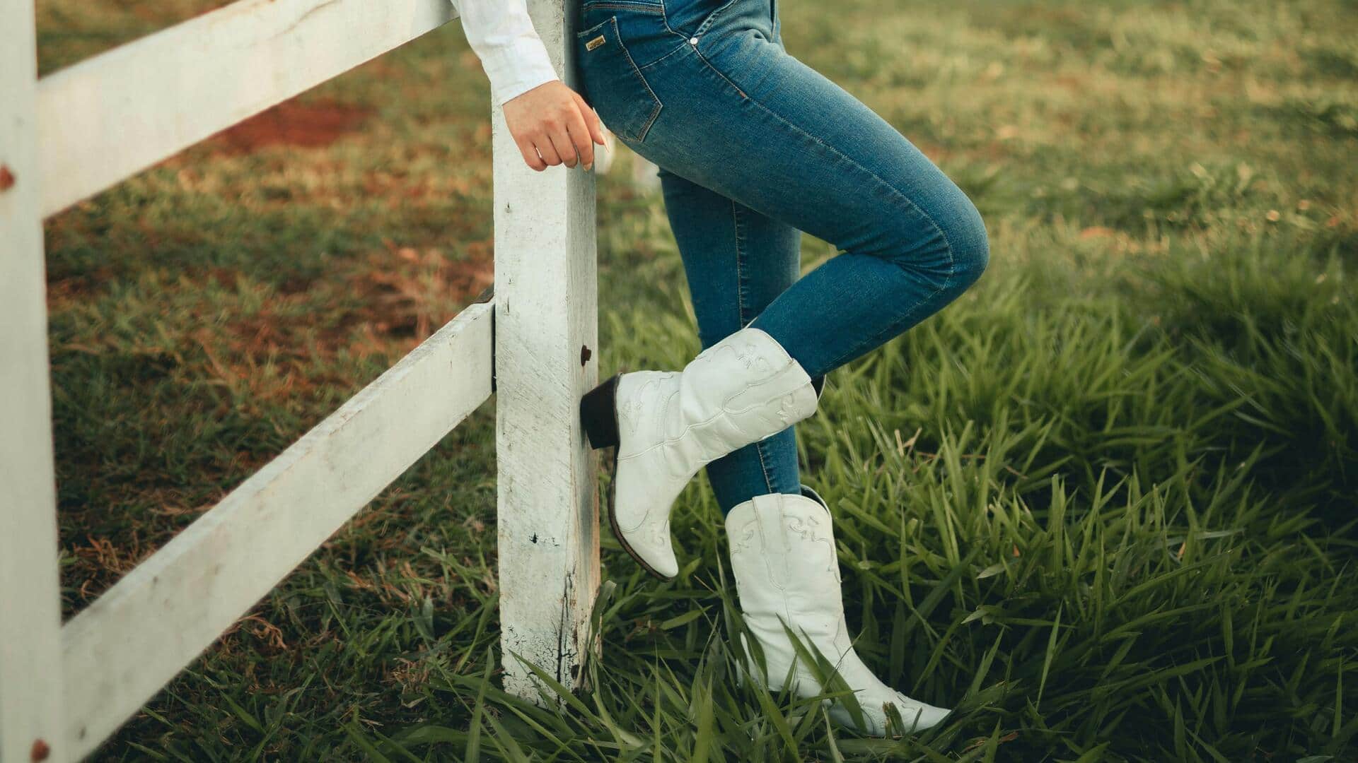 सर्दियों के दौरान महिलाएं इन 5 प्रकार के बूट्स को अपने फैशन का बनाएं हिस्सा