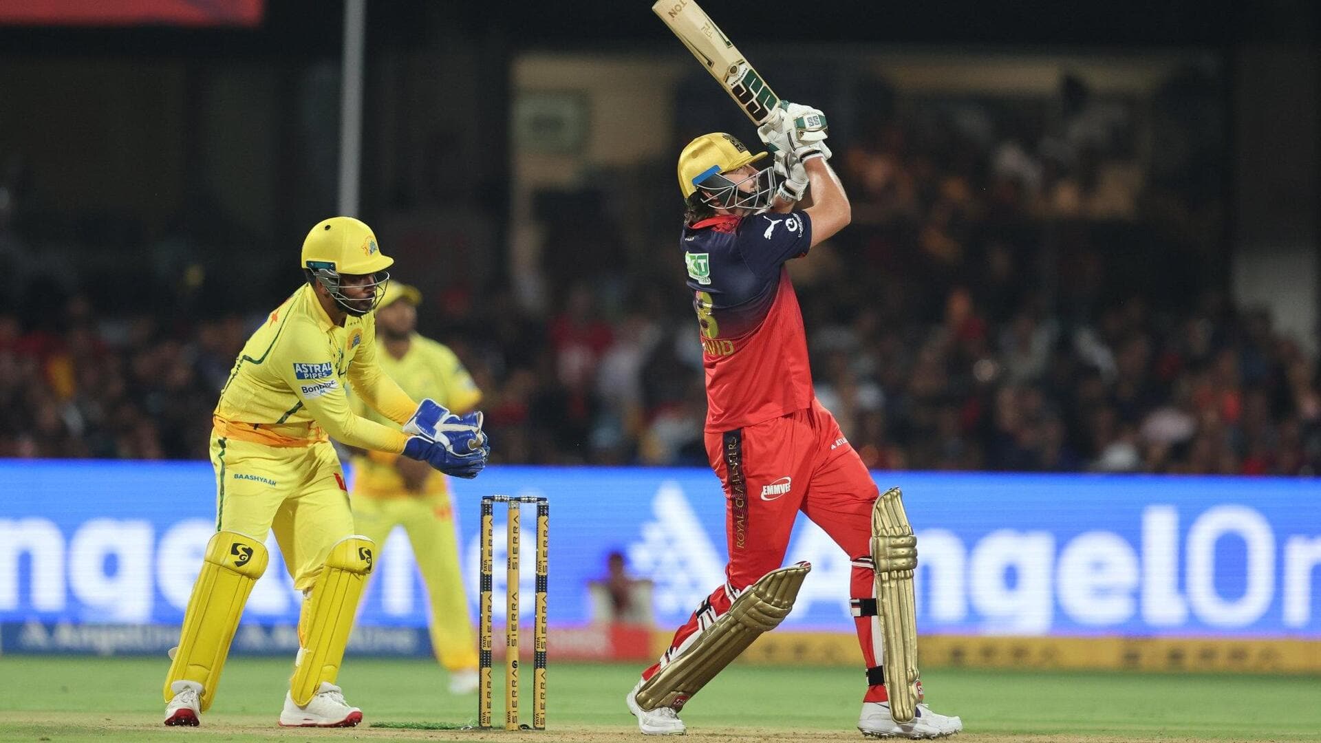 RCB बनाम CSK: टिम डेविड ने छक्का मारकर स्टेडियम के बाहर पहुंचाई गेंद, देखें वायरल वीडियो