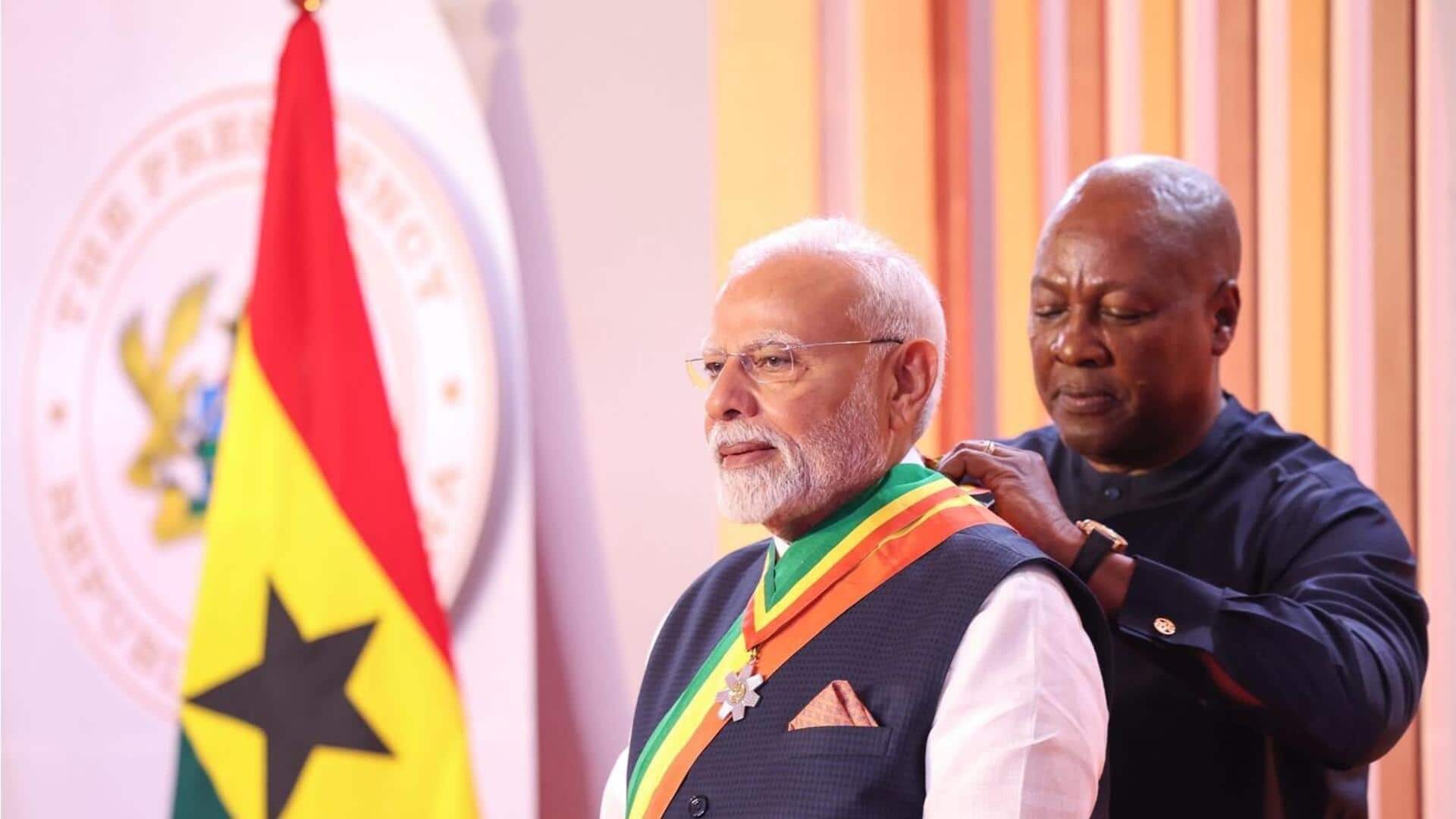 प्रधानमंत्री नरेंद्र मोदी को घाना का राष्ट्रीय सम्मान 'ऑफिसर ऑफ द ऑर्डर ऑफ द स्टार' मिला प्रधानमंत्री नरेंद्र मोदी को घाना का राष्ट्रीय सम्मान 'ऑफिसर ऑफ द ऑर्डर ऑफ द स्टार' मिला