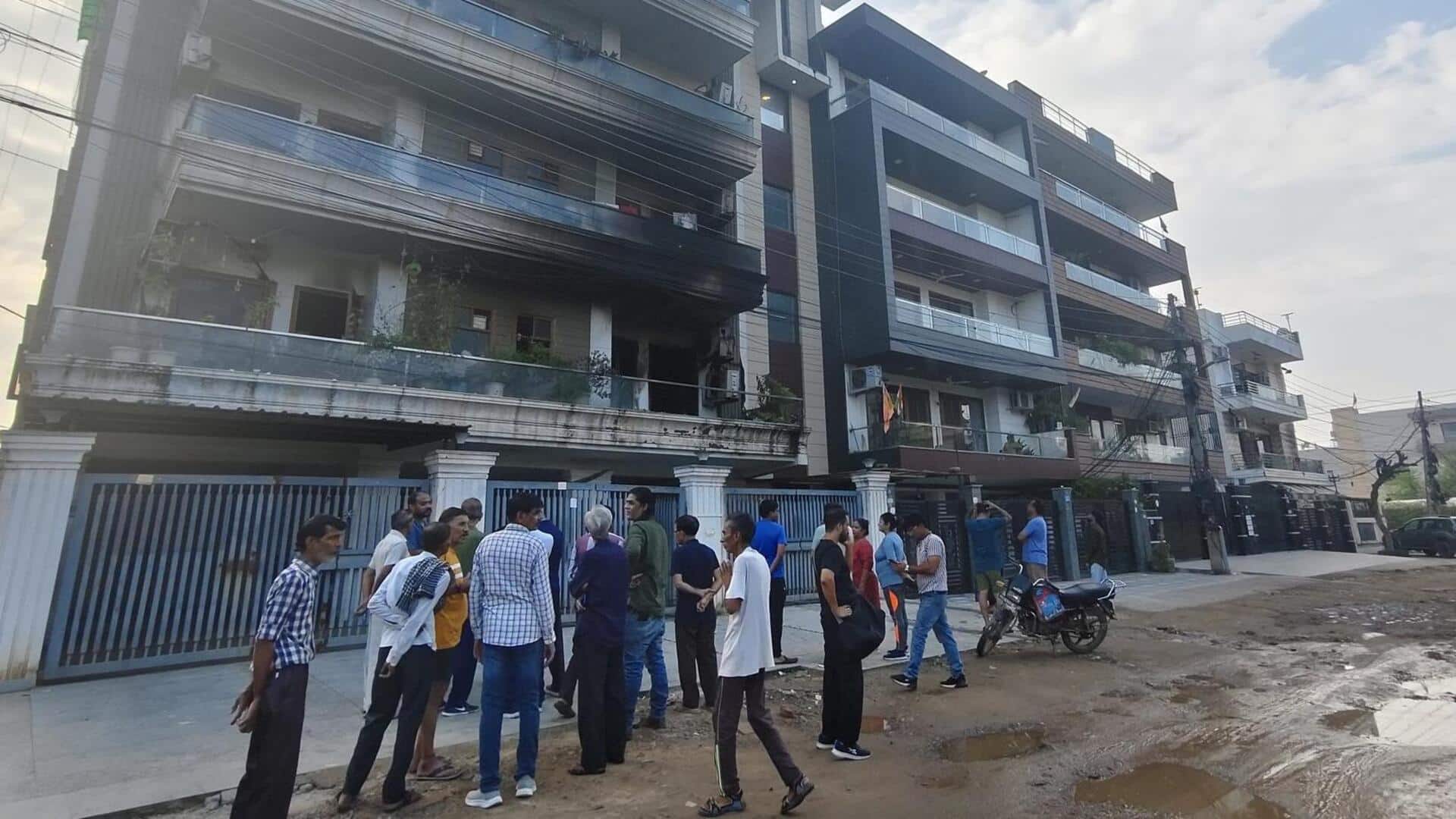 हरियाणा: फरीदाबाद में एक घर के AC में आग लगी, 3 की दम घुटने से मौत हरियाणा: फरीदाबाद में एक घर के AC में आग लगी, 3 की दम घुटने से मौत