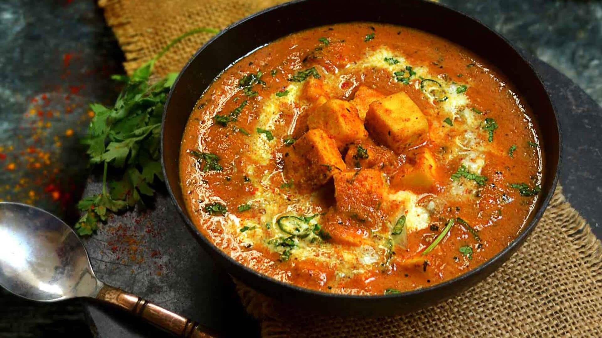 घर पर आसानी से बनाया जा सकता है ढाबा स्टाइल पनीर बटर मसाला, जानें कैसे