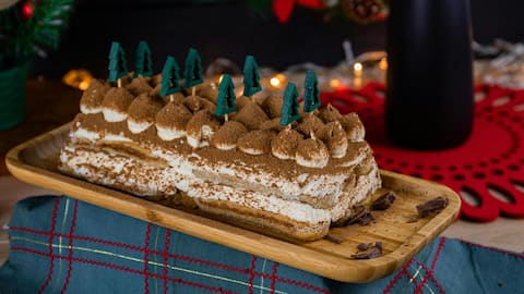 मीठे की लालसा हो रही है? ये 5 तरह के तिरामिसू बनाकर खाएं 