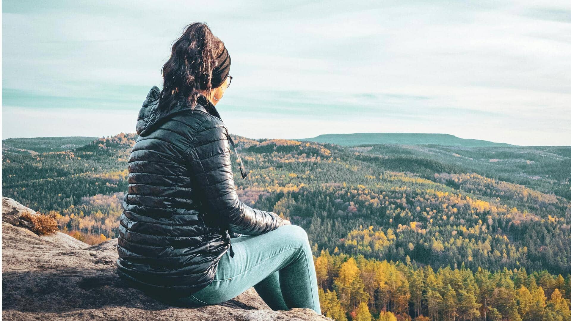 सर्दियों में स्टाइलिश दिखने के लिए इन 5 जैकेट को बनाएं फैशन का हिस्सा