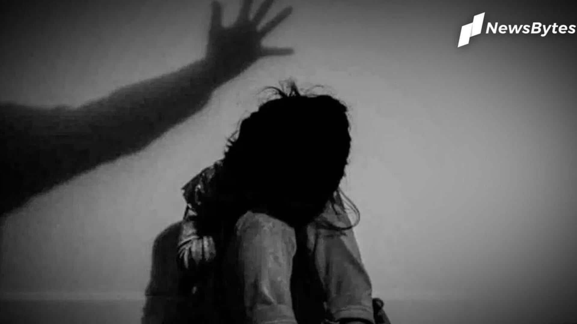 नोएडा: CRPF कॉन्स्टेबल ने 10 वर्षीय बच्ची को नौकरानी बनाया, भूखा रखा-प्रताड़ित किया; वेंटीलेटर पर भर्ती