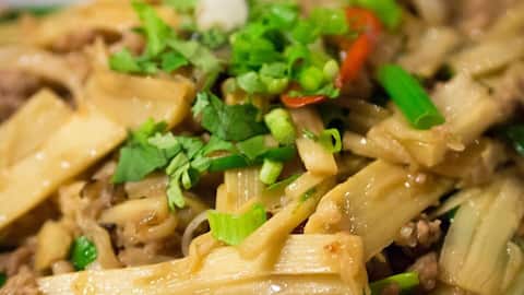 नागालैंड के इन 4 पारंपरिक शाकाहारी व्यंजनों का स्वाद नहीं भूल पाएंगे आप, जानिए रेसिपी 