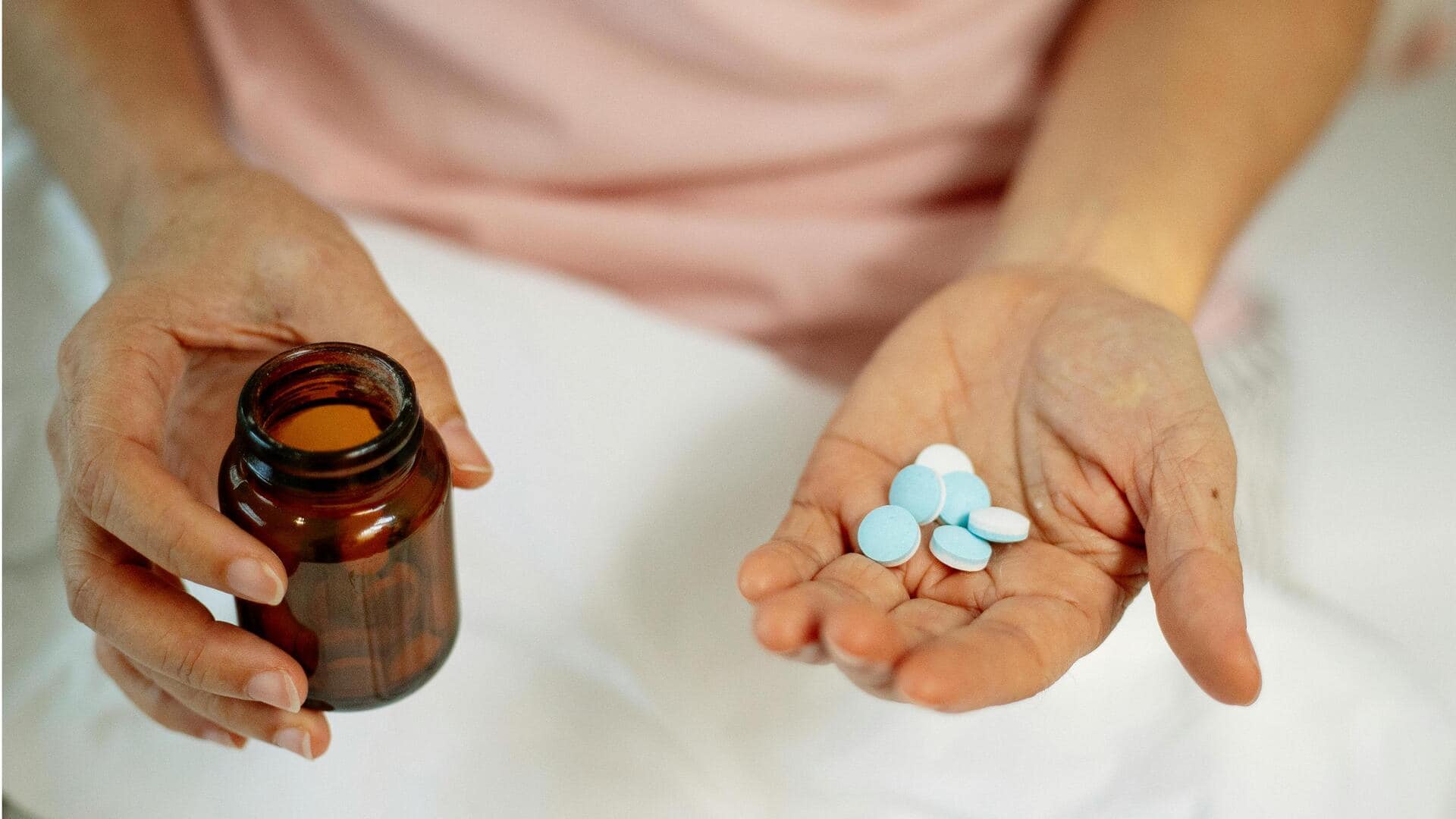 क्या नींद की गोलियां लेना सेहत के लिए हानिकारक है? जानिए इसके 5 नुकसान