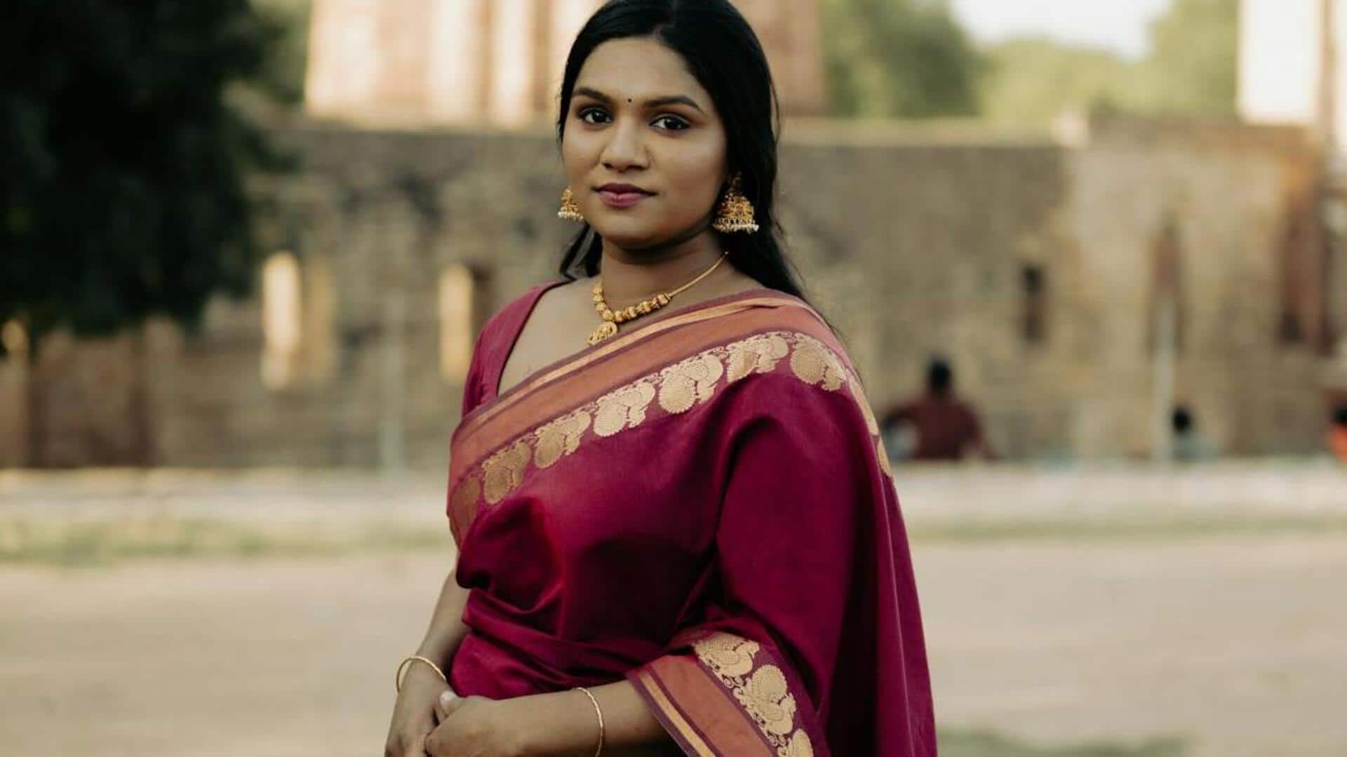 पैठनी साड़ी को स्टाइल करने के लिए अपनाएं ये 5 तरीके, लगेंगी बेहद खूबसूरत पैठनी साड़ी को स्टाइल करने के लिए अपनाएं ये 5 तरीके, लगेंगी बेहद खूबसूरत