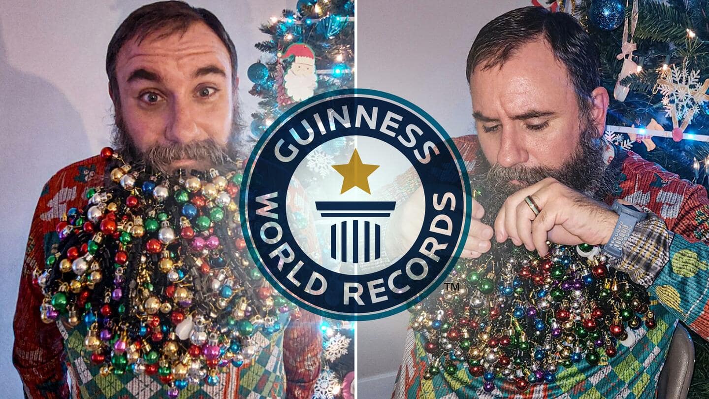 वायरल वीडियो: अमेरिकी शख्स ने 710 क्रिसमस बॉल्स से सजाई दाढ़ी, बनाया अनोखा रिकॉर्ड