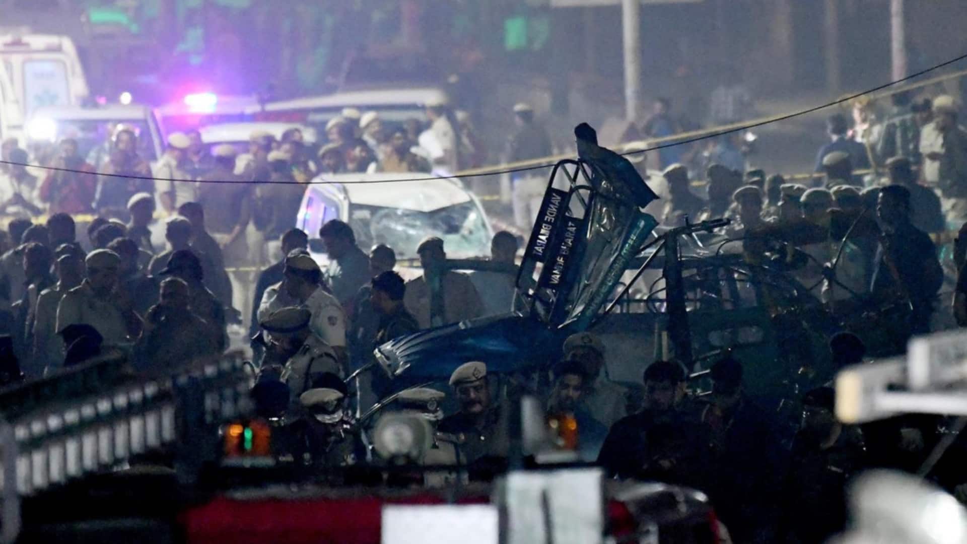 दिल्ली धमाका: गिरफ्तार आदिल अहमद के भाई पर हैंडलर के संपर्क में होने का शक