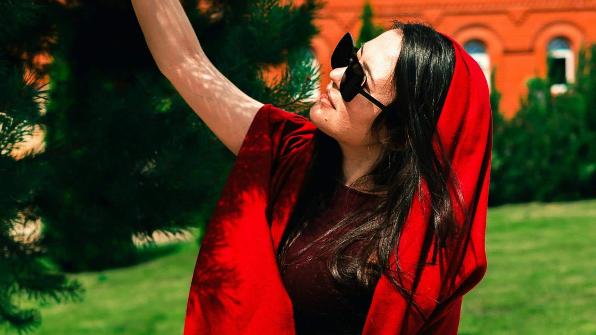 भारतीय महिलाओं के लिए गर्मियों और मानसून के दौरान इन 5 शॉल को चुनना होगा बेहतर