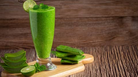 हर दिन करें एक गिलास एलोवेरा जूस का सेवन, पाचन रहेगा दुरुस्त और मिलेंगे ये फायदे