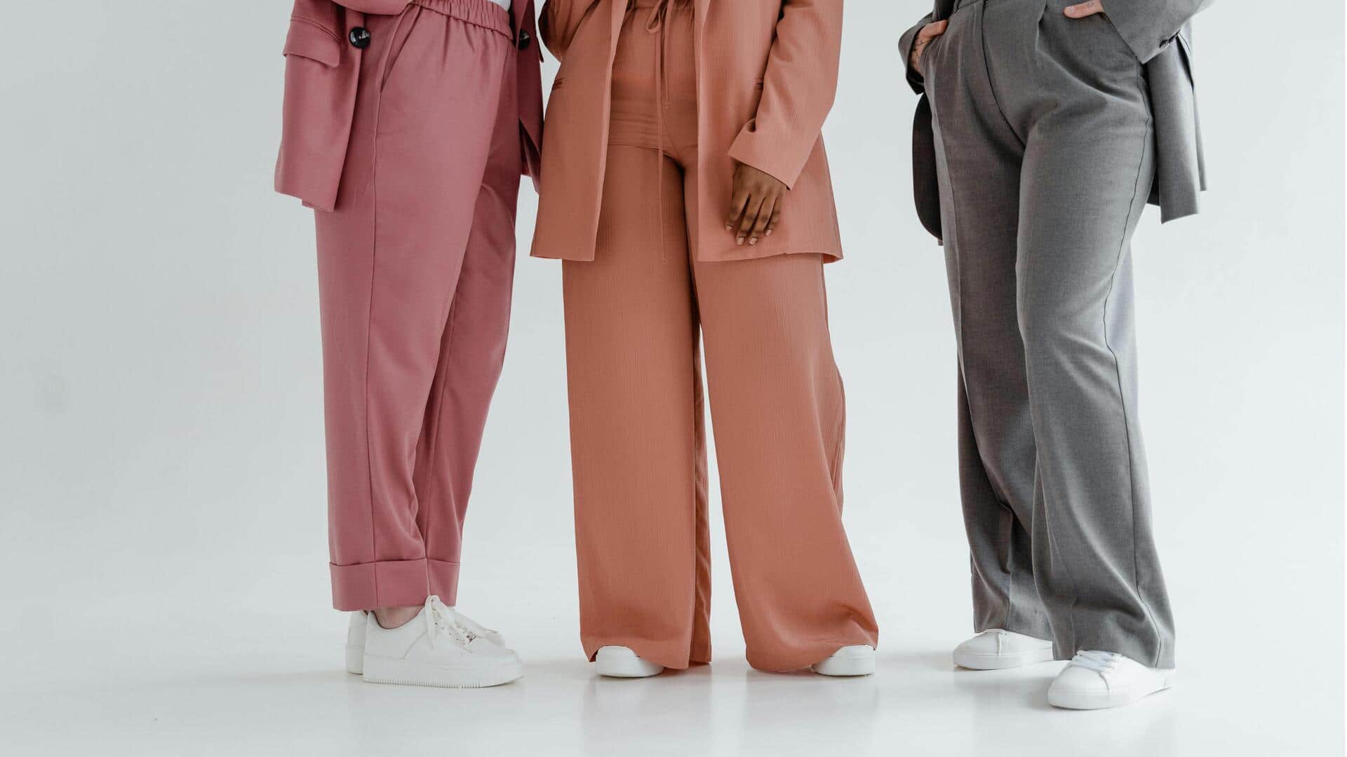 महिलाओं के लिए क्लासी और आरामदायक होती हैं प्लाजो पैंट, पहनें ये विकल्प