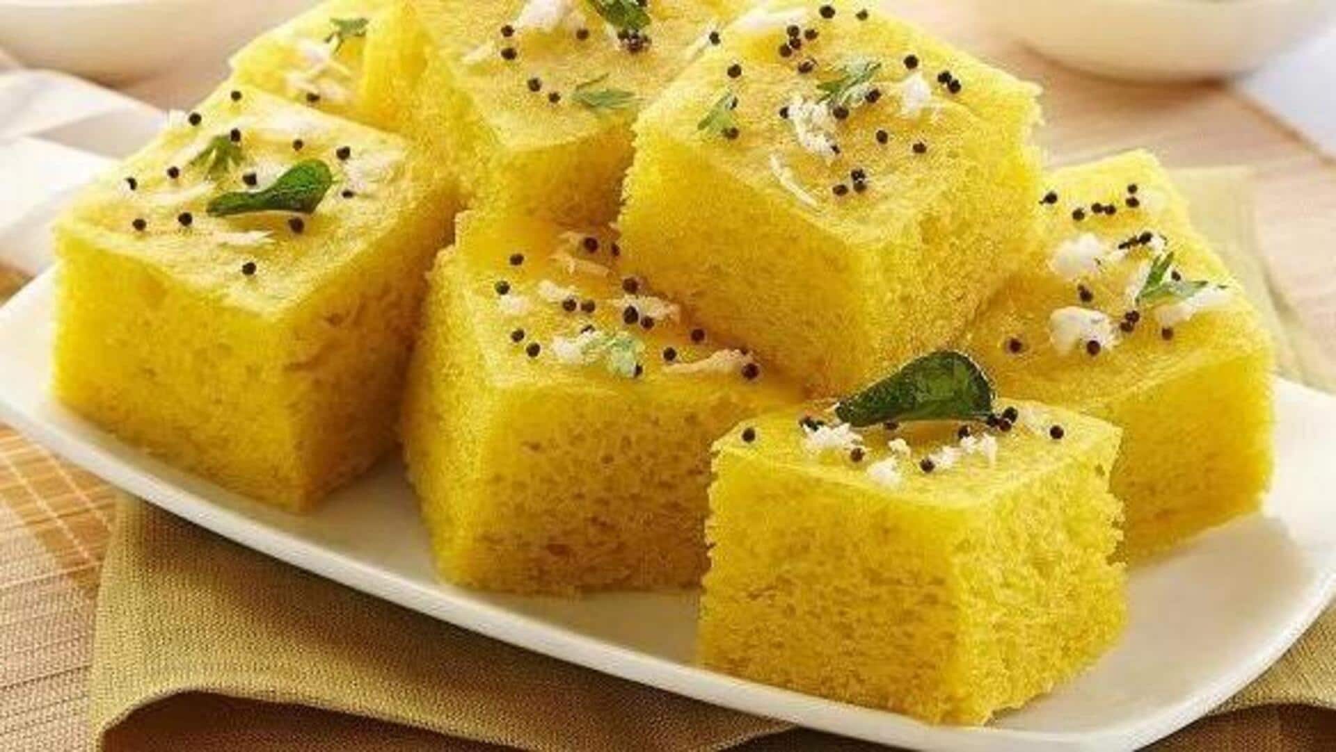 नाश्ते में शामिल करें ये 5 प्रकार के ढोकला, आसान हैं बनाने