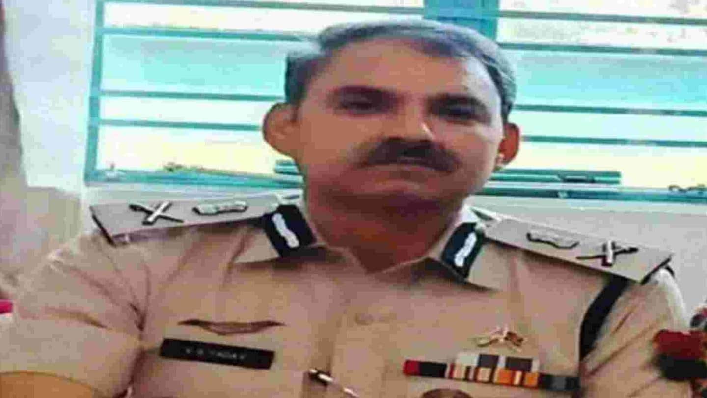 आरोपी ने पुलिस अधिकारी को भी मौत के घाट उतारा आरोपी ने पुलिस अधिकारी को भी मौत के घाट उतारा