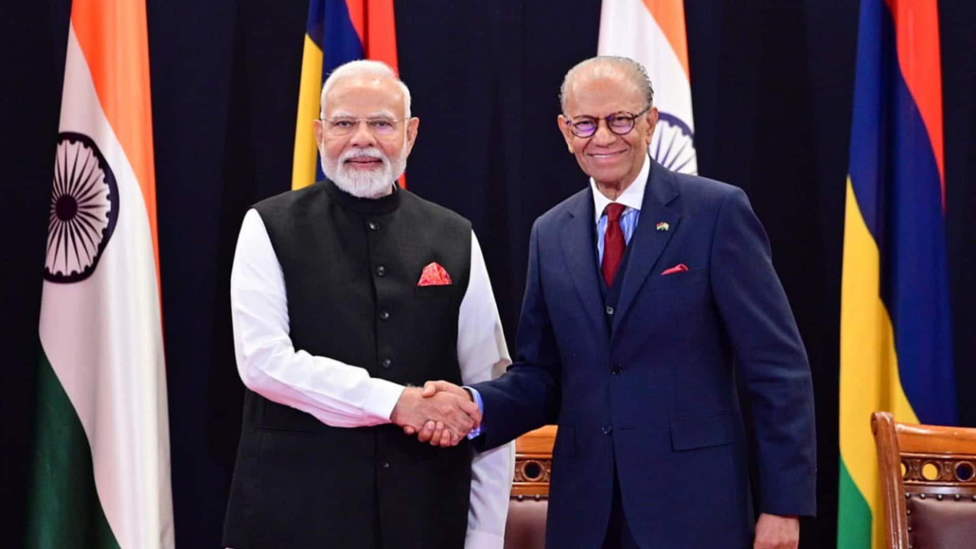 प्रधानमंत्री मोदी ने मॉरीशस के प्रधानमंत्री से की मुलाकात, बोले- दोनों देश साझेदार नहीं, बल्कि परिवार