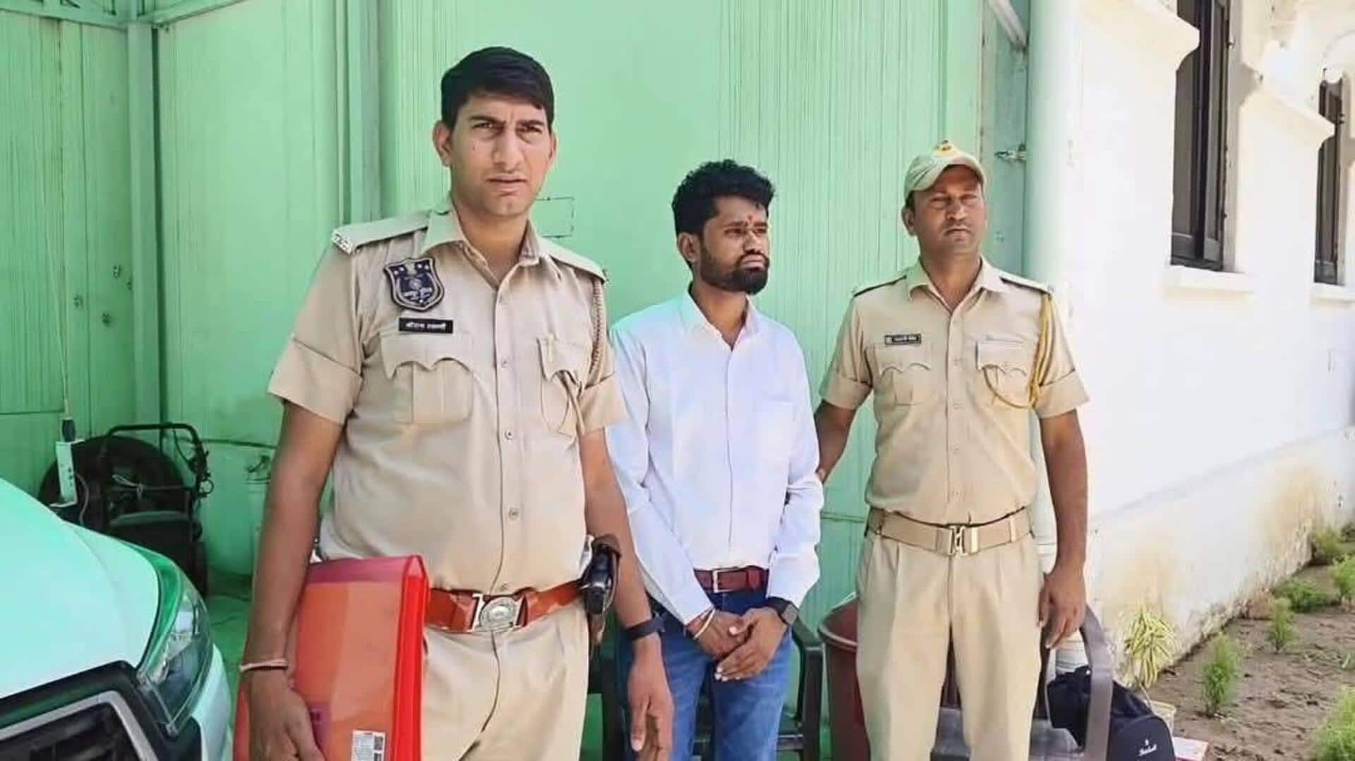 राजस्थान में शिक्षक ने की शिक्षा मंत्री को रिश्वत देने की कोशिश, पुलिस ने किया गिरफ्तार राजस्थान में शिक्षक ने की शिक्षा मंत्री को रिश्वत देने की कोशिश, पुलिस ने किया गिरफ्तार