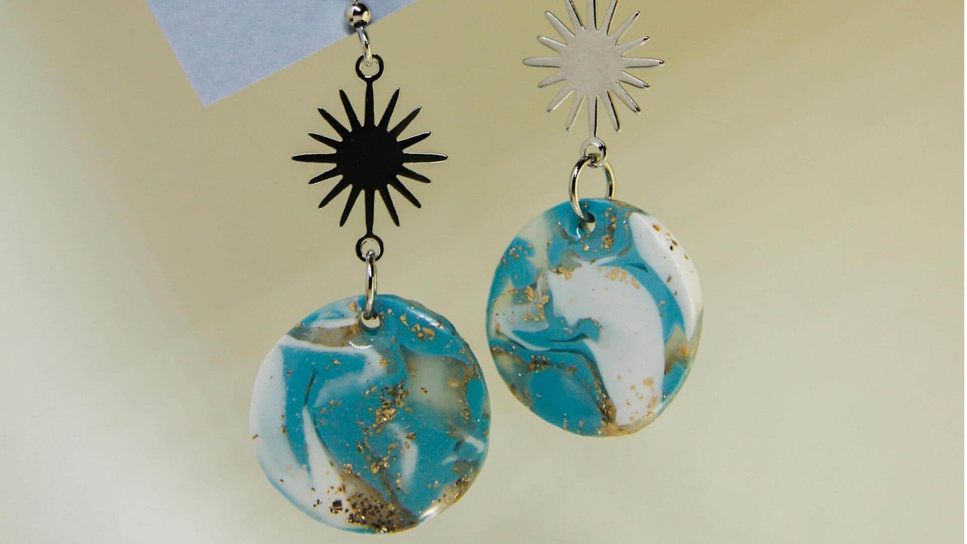 घर में पड़े कचरे से बनाई जा सकती हैं सुंदर बालियां, पहनकर लगेंगी सुंदर