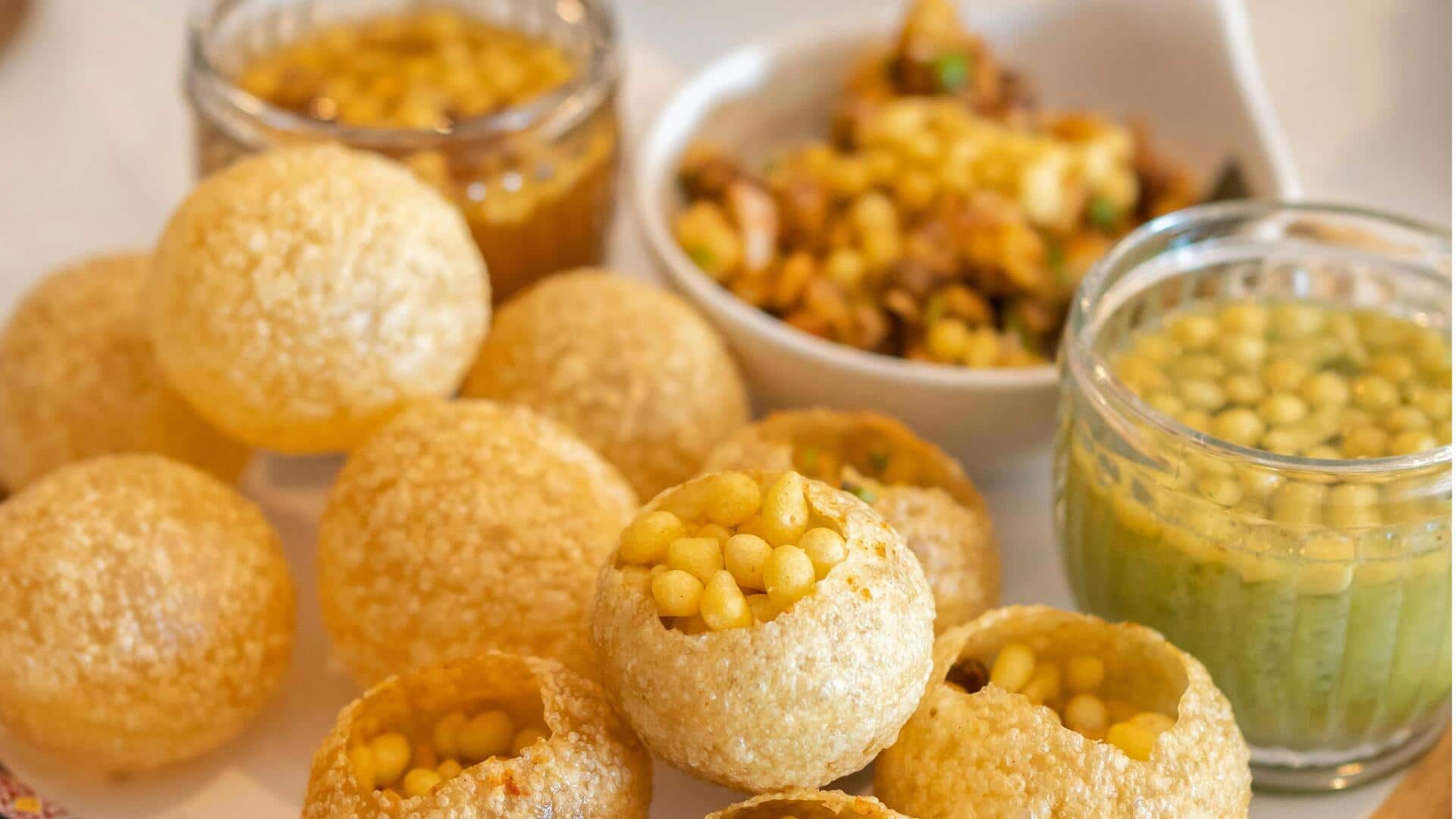 घर पर स्ट्रीट स्टाइल पानी पूरी बनाने के लिए अपनाएं ये आसान रेसिपी, बनेगी बेहतरीन