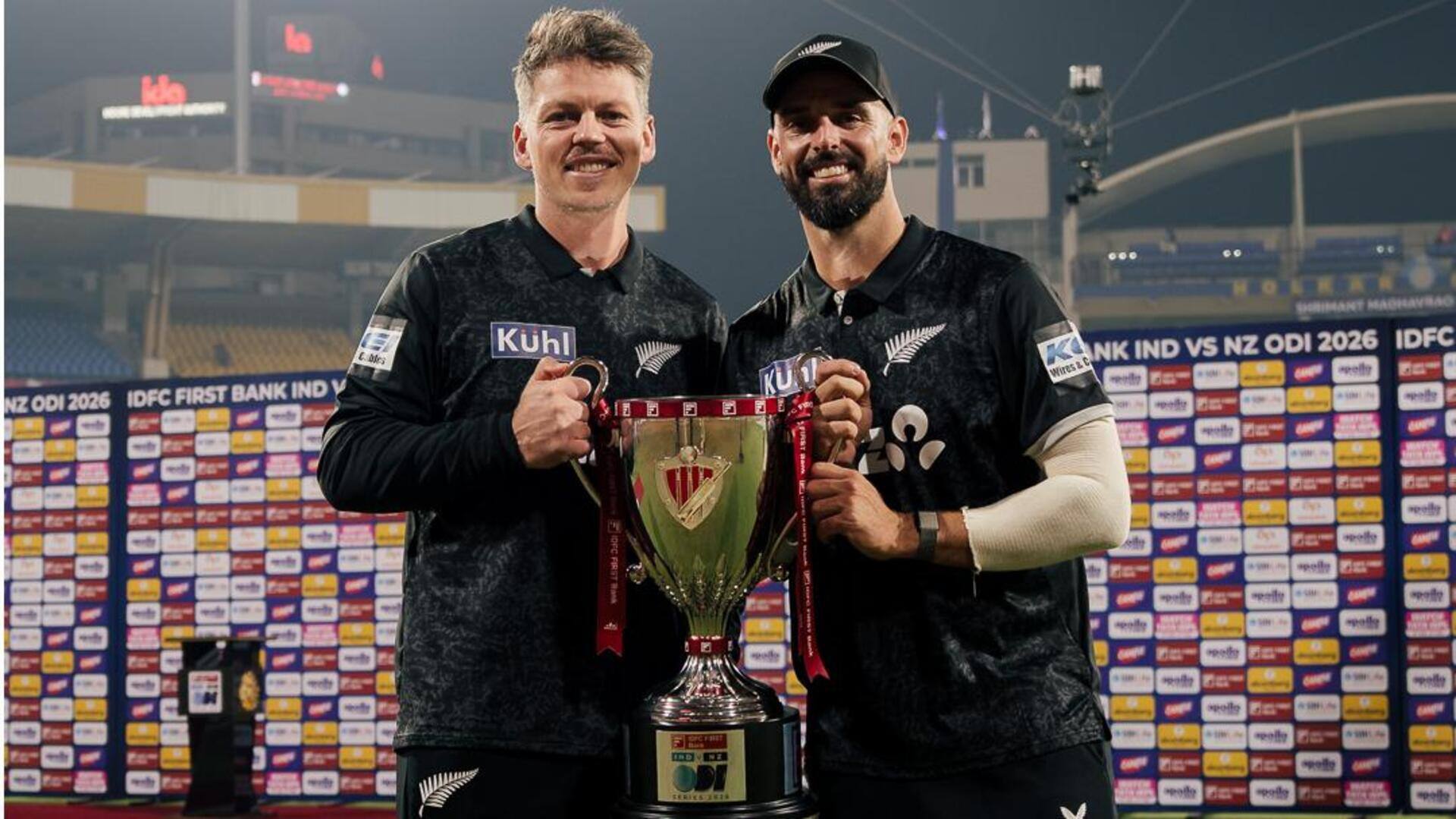 वनडे में भारत के खिलाफ पहले बल्लेबाजी करते हुए सर्वाधिक बार 300+ स्कोर बनाने वाली टीमें